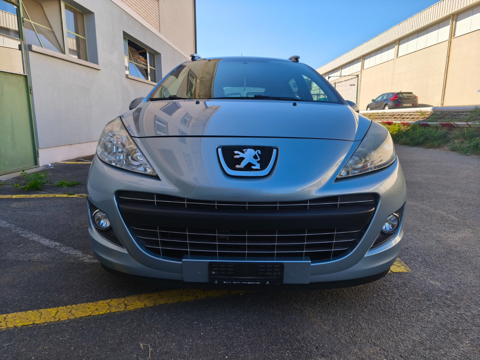 PEUGEOT 207 SW 1.4 16V Trendy Clim-image-1