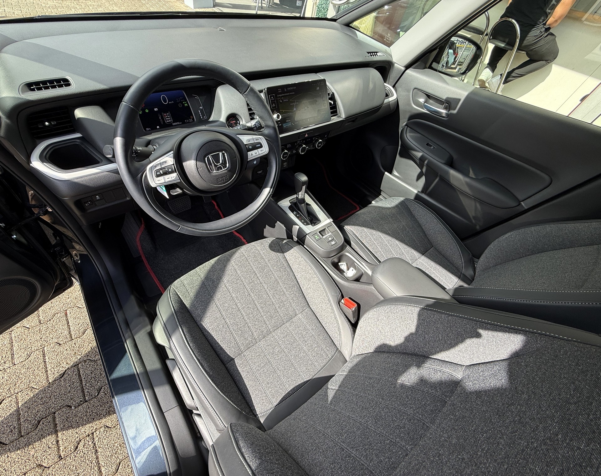 HONDA Jazz 1.5i-MMD Advance E-CVT-image-14