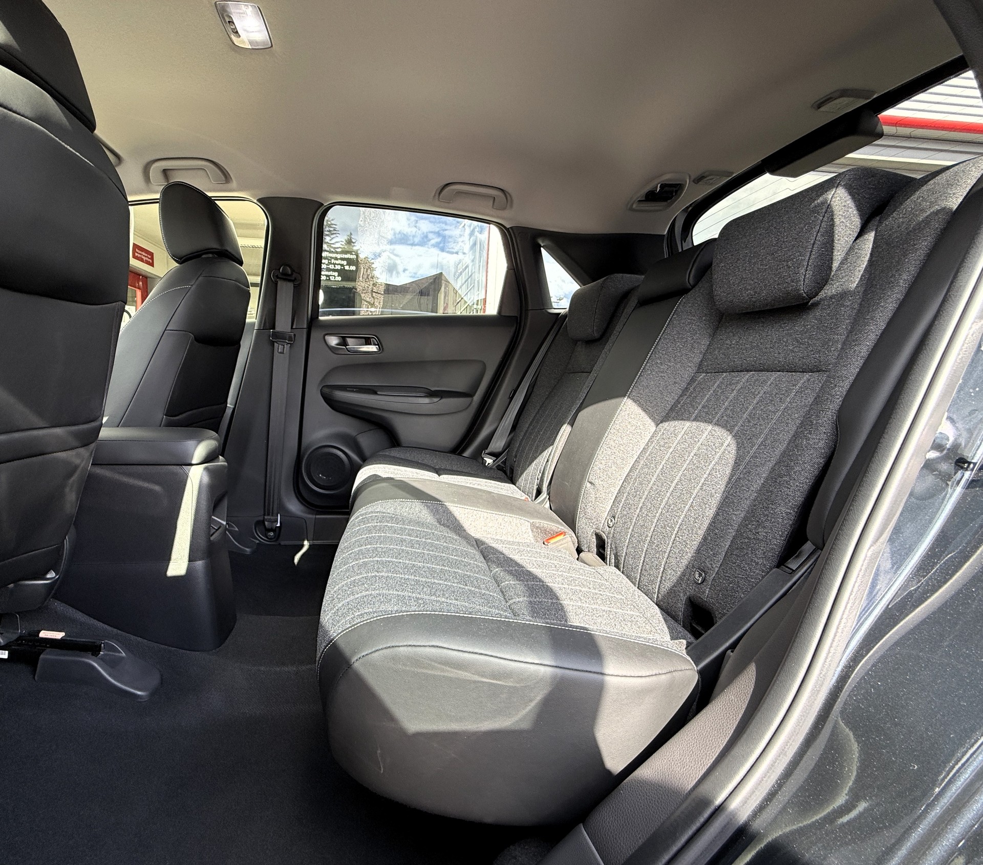 HONDA Jazz 1.5i-MMD Advance E-CVT-image-9