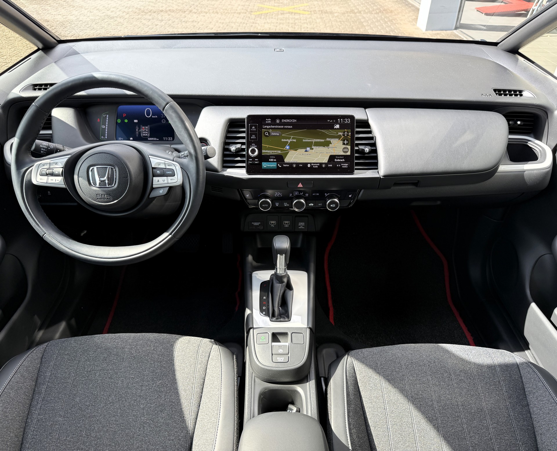 HONDA Jazz 1.5i-MMD Advance E-CVT-image-12
