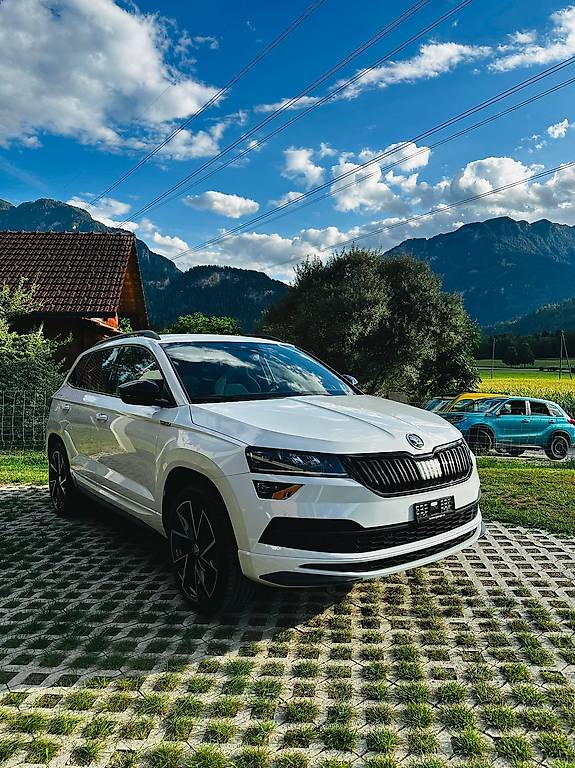SKODA KAROQ-image-2