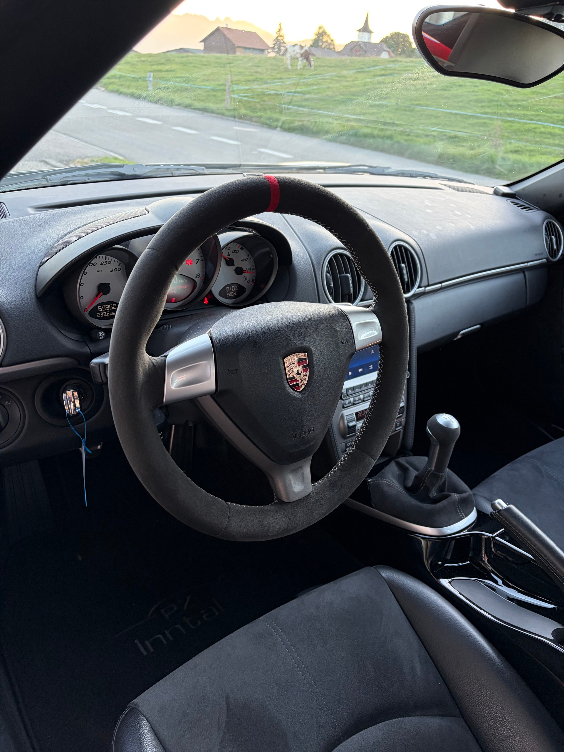 PORSCHE Cayman S-image-4