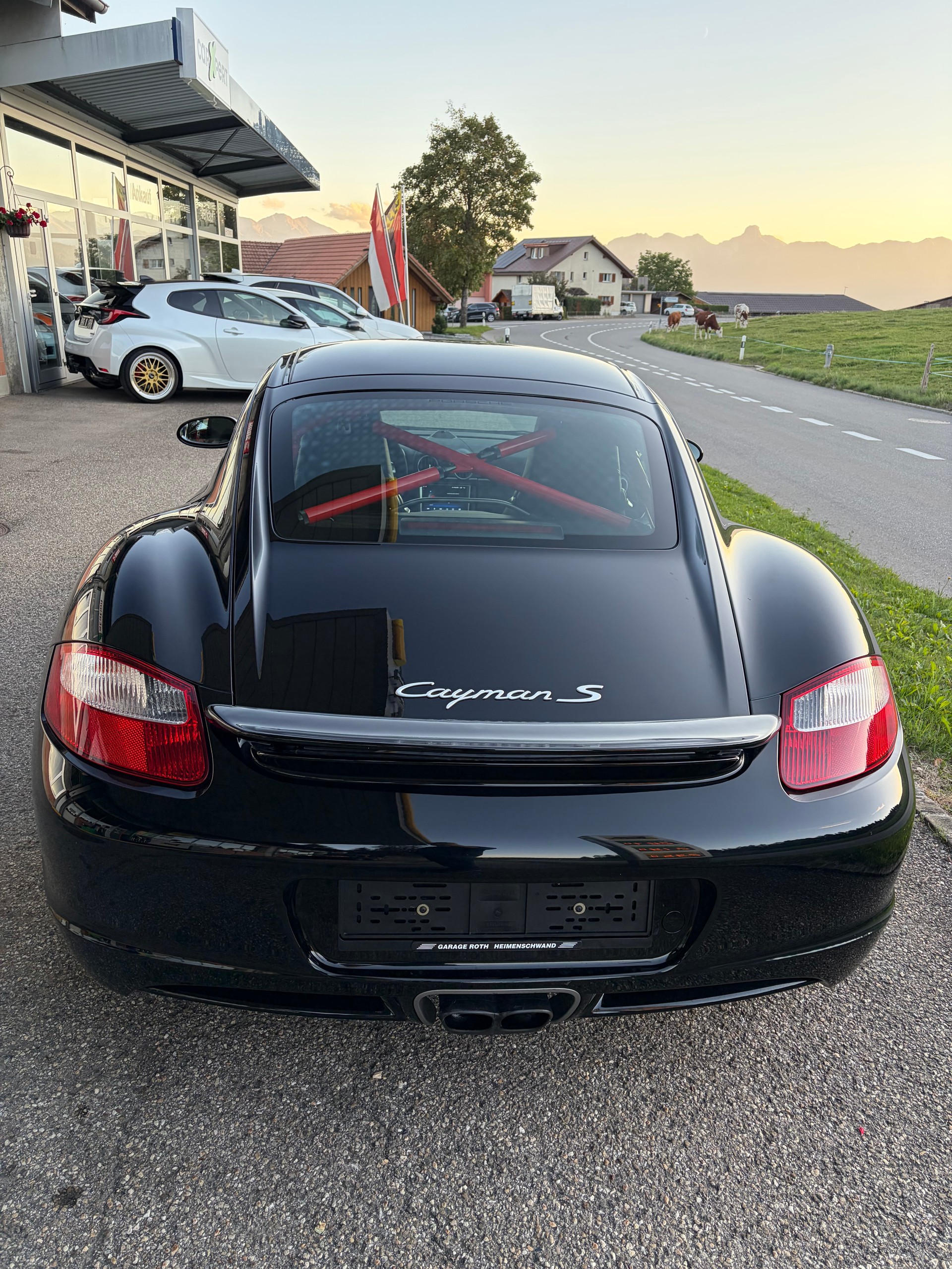 PORSCHE Cayman S-image-3
