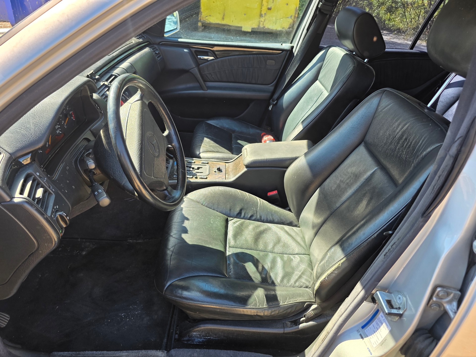 MERCEDES-BENZ E 320 Classic Automatic-image-8