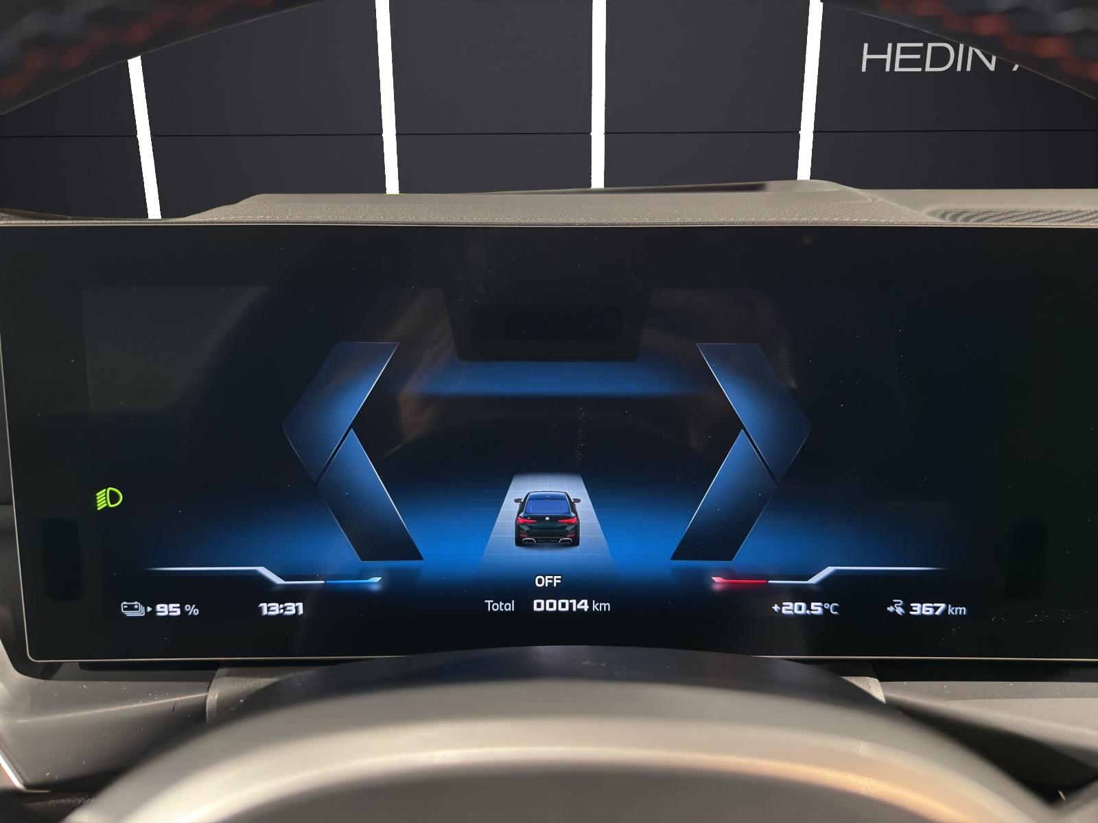 BMW i4 M60-image-10