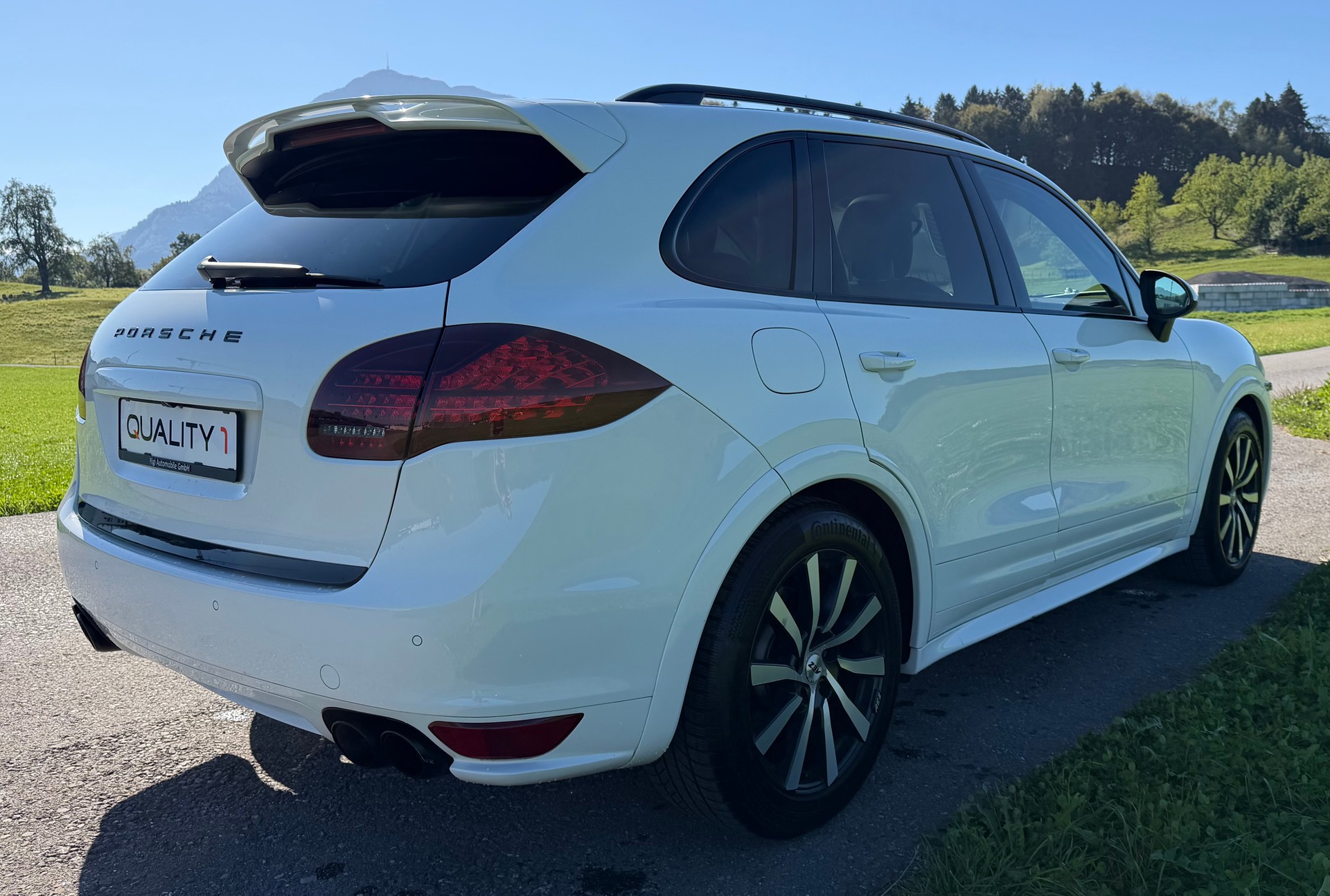 PORSCHE Cayenne GTS-image-5
