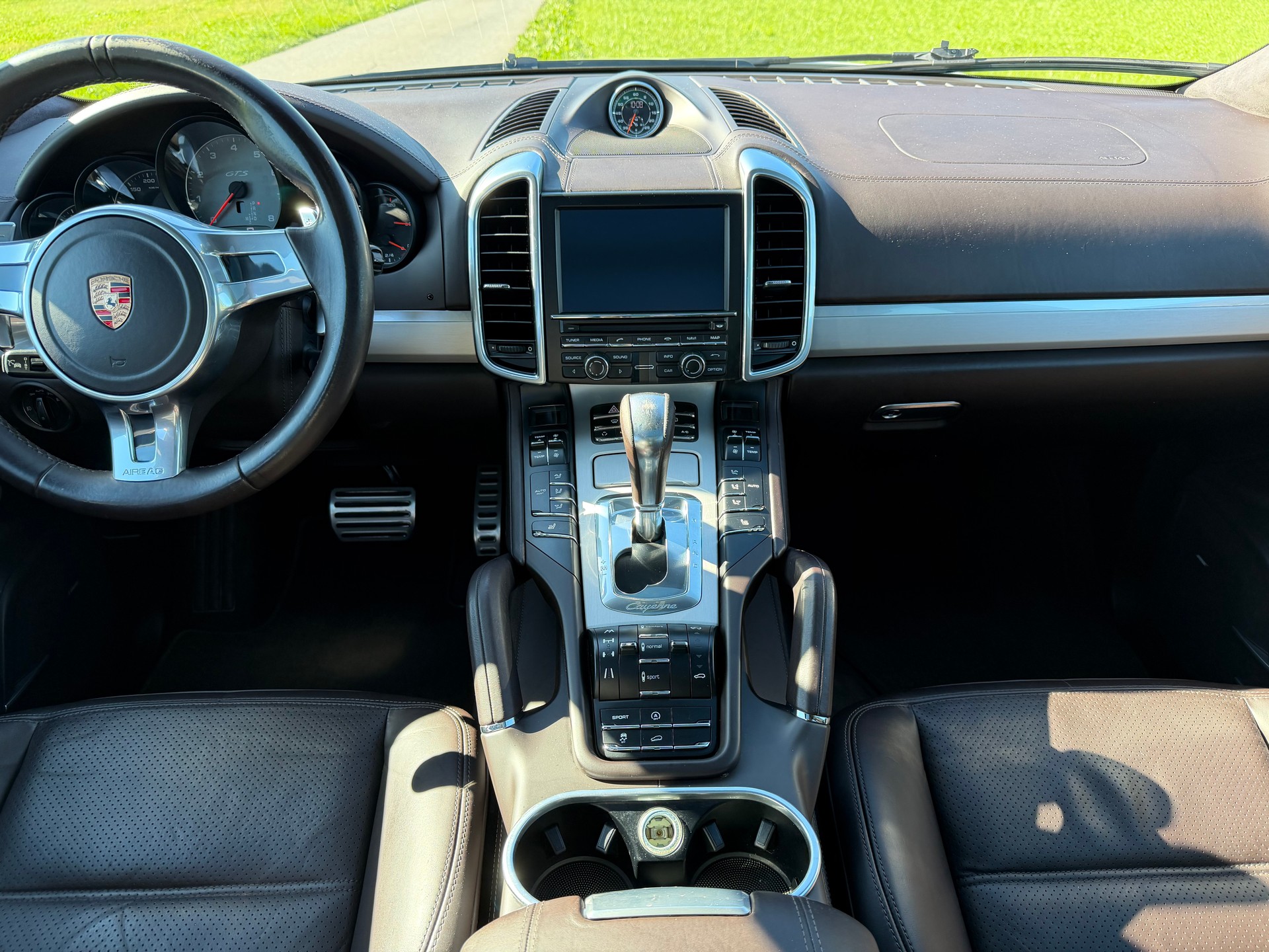 PORSCHE Cayenne GTS-image-14