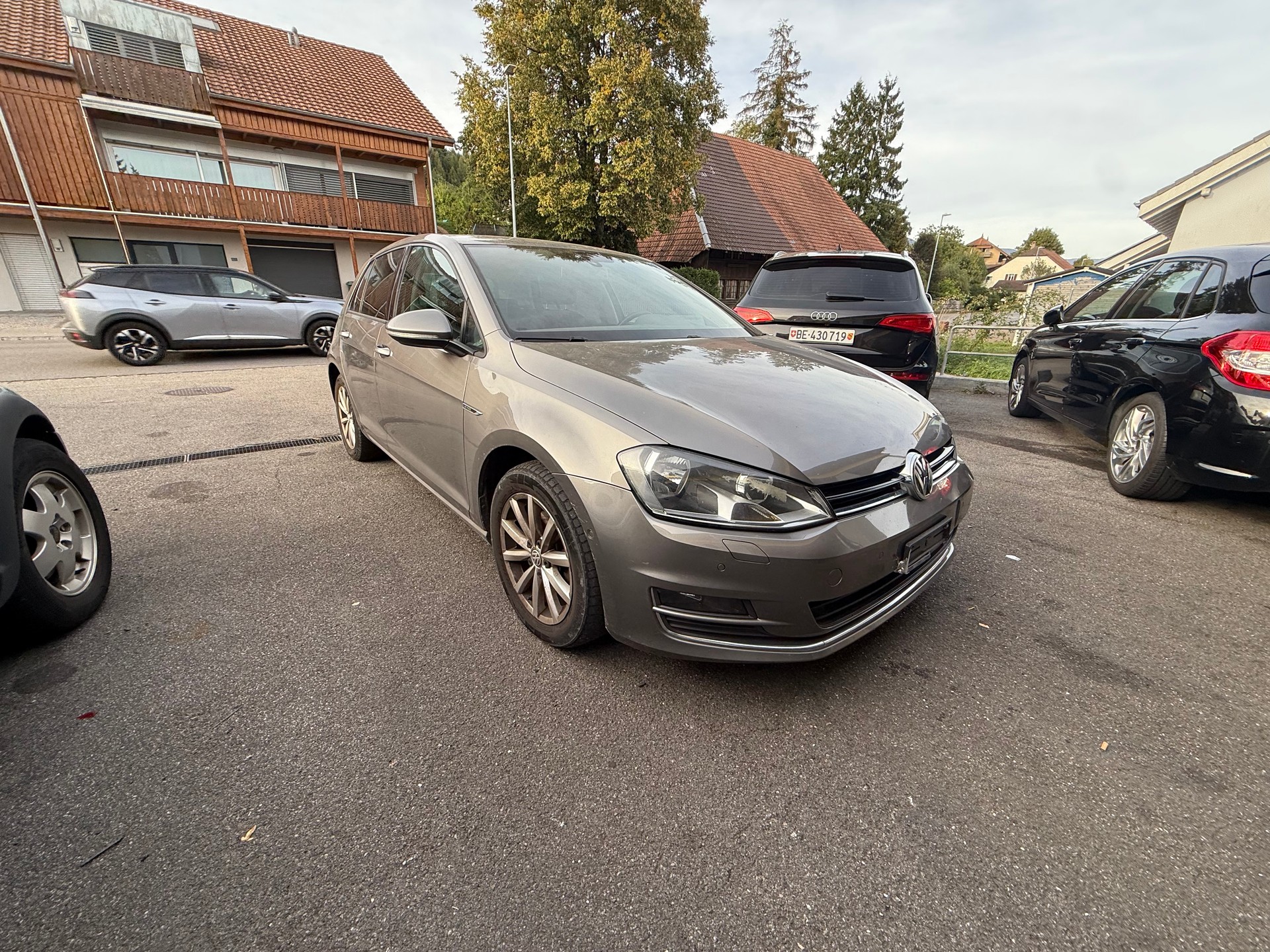 VW Golf 2.0 TDI Comfortline DSG-image-0