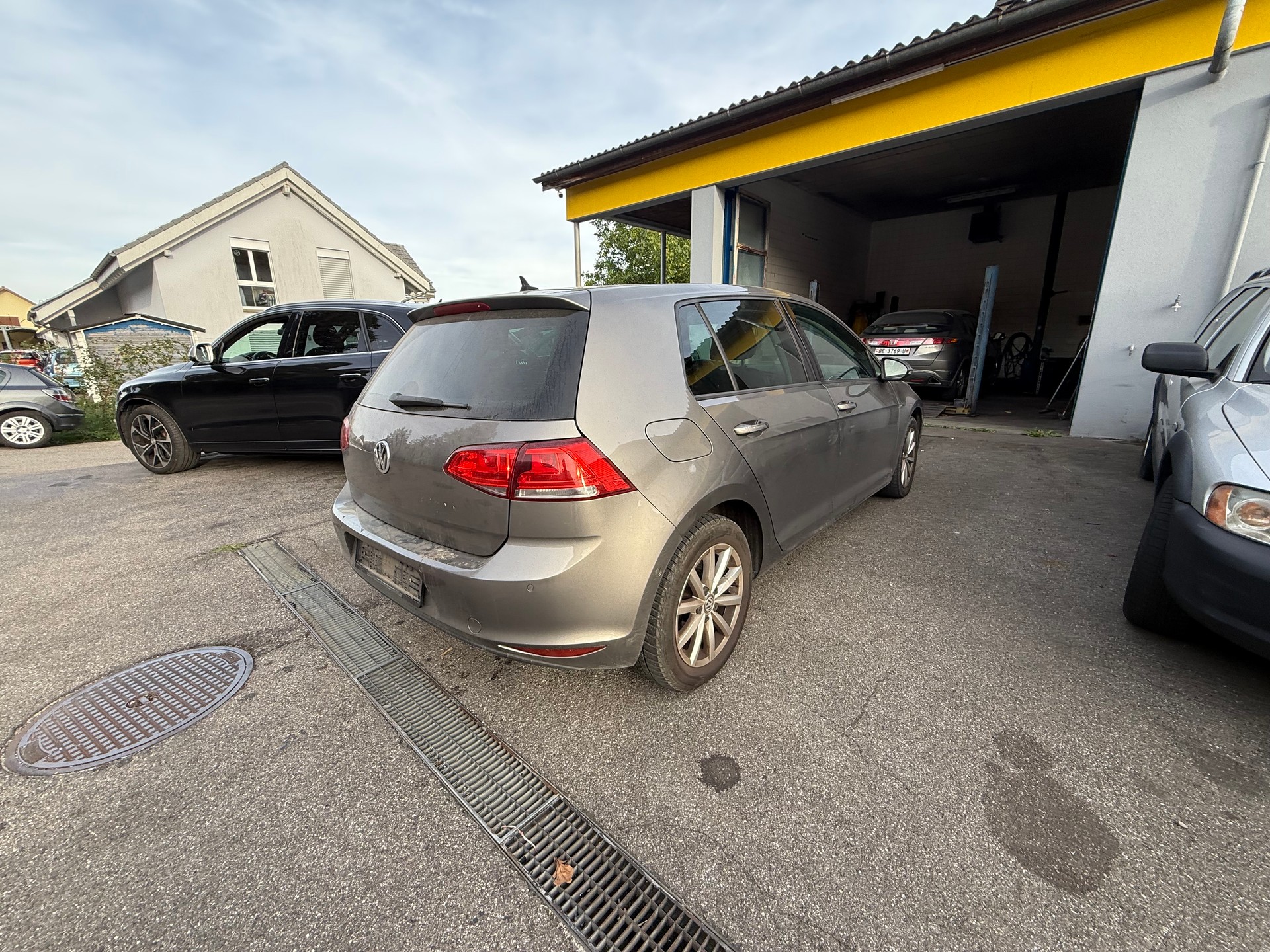 VW Golf 2.0 TDI Comfortline DSG-image-6