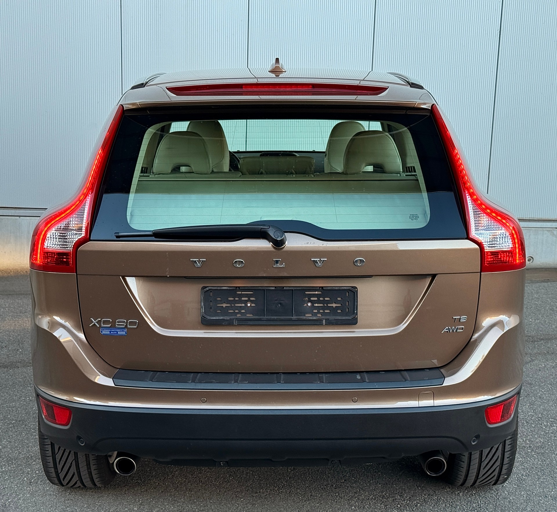 VOLVO XC60 T6 AWD Summum Geartronic-image-6