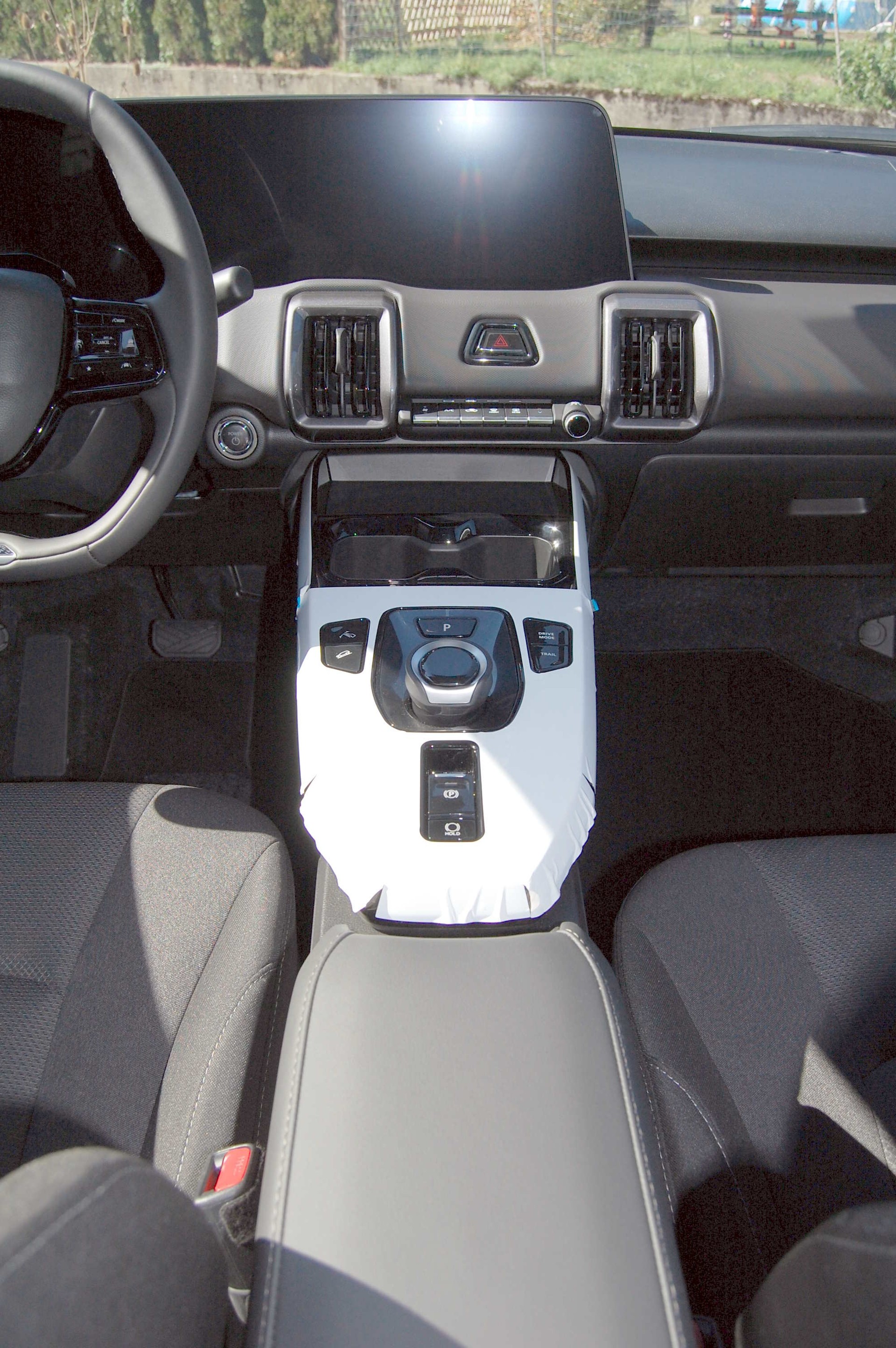 SUZUKI e-Vitara 61kWh Piz Sulai 4x4-image-10