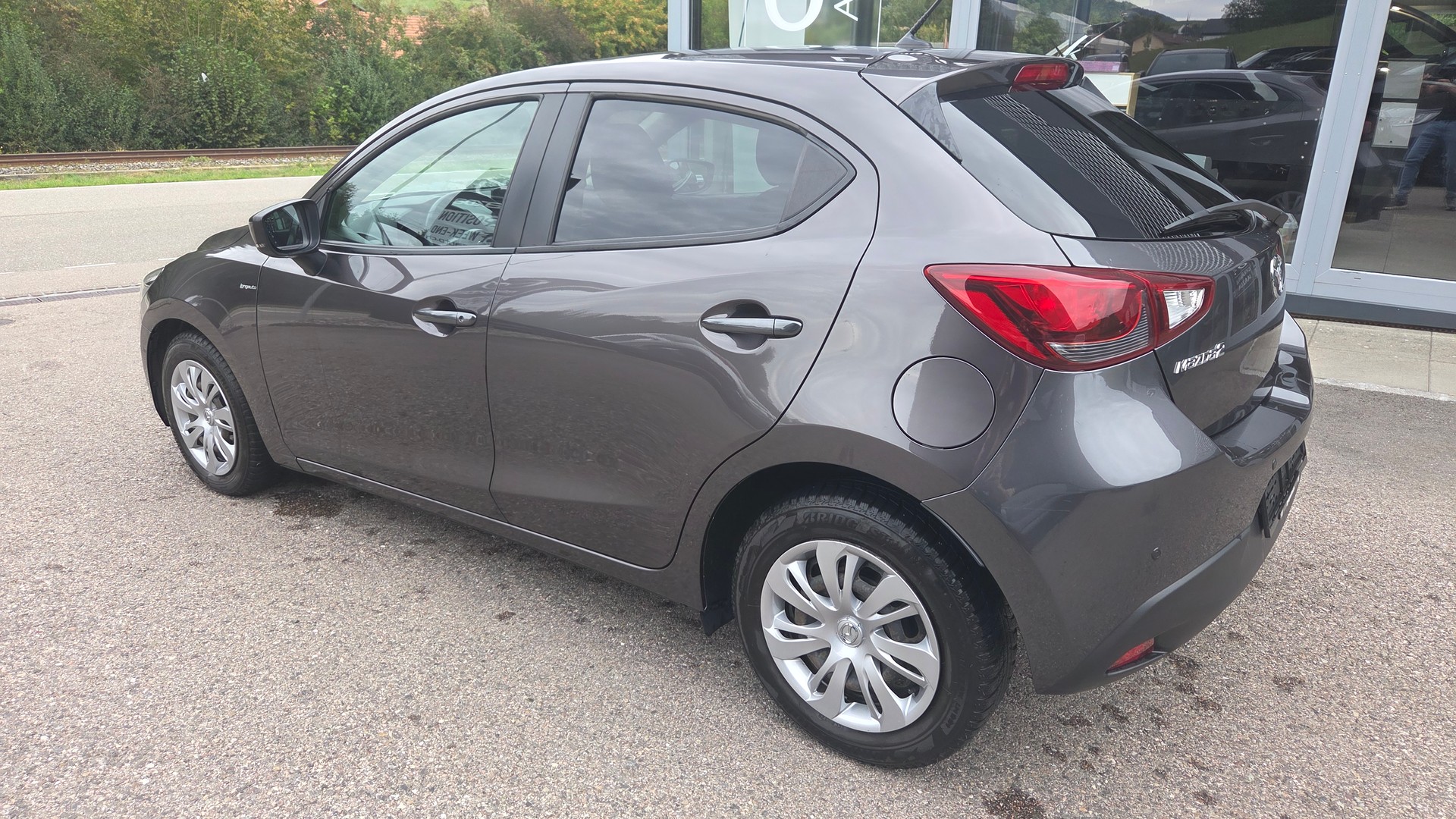 MAZDA 2 SKYACTIV-G 90 Ambition Plus-image-6