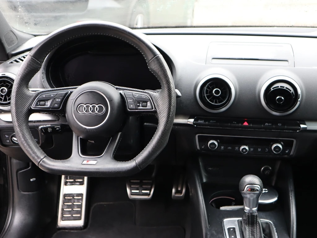 AUDI A3 Sportback 40 TDI Sport Attraction quattro S-tronic ** 184 PS ** Teil-Leder ** Navi ** Kamera ** Totwinkel-Assist **-image-8