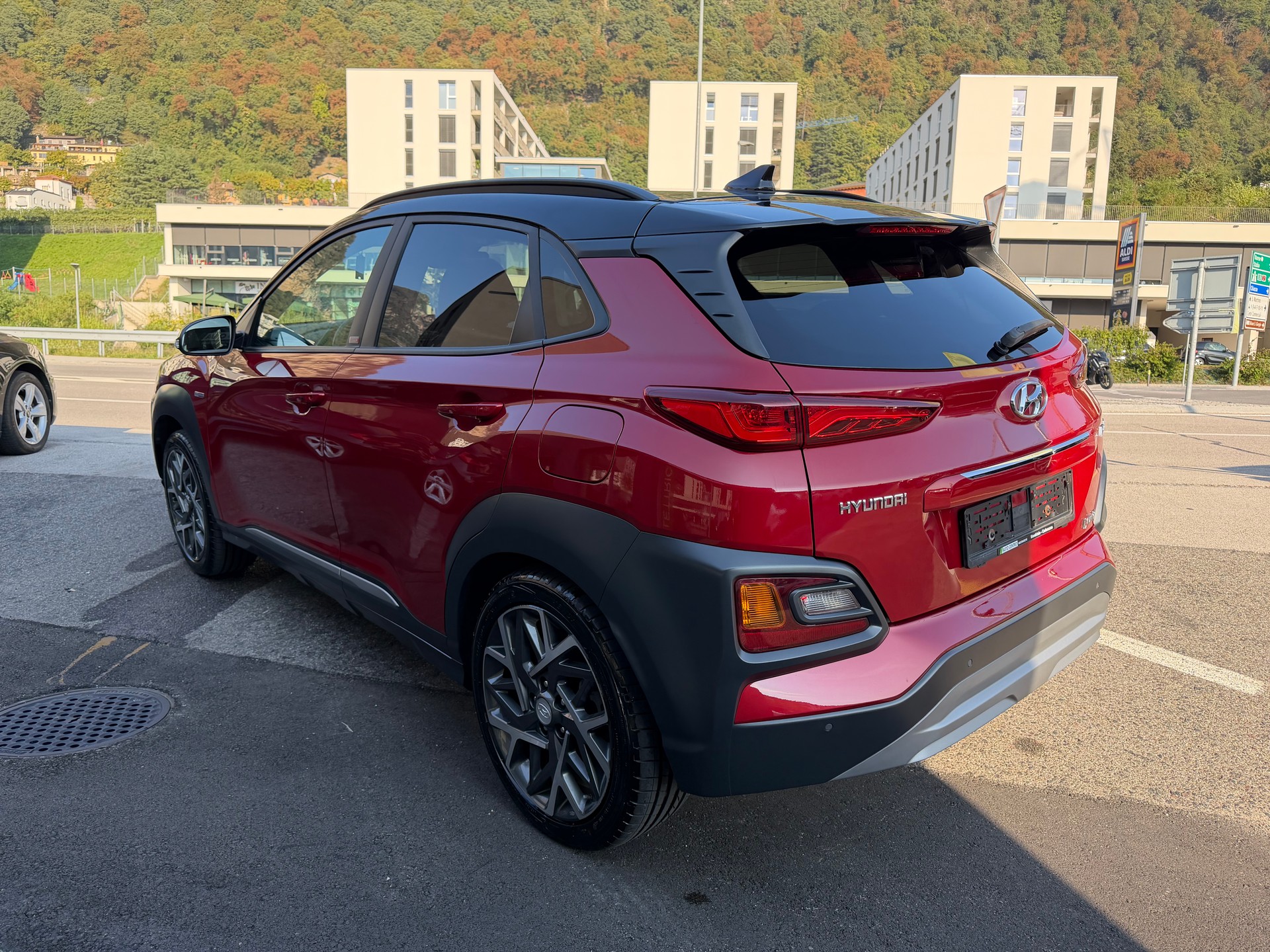 HYUNDAI Kona 1.6 GDi HEV Vertex DCT-image-4