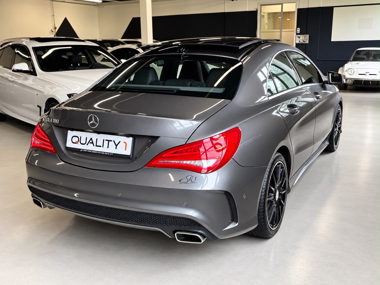 MERCEDES-BENZ CLA 180 AMG Line 7G-DCT-image-7