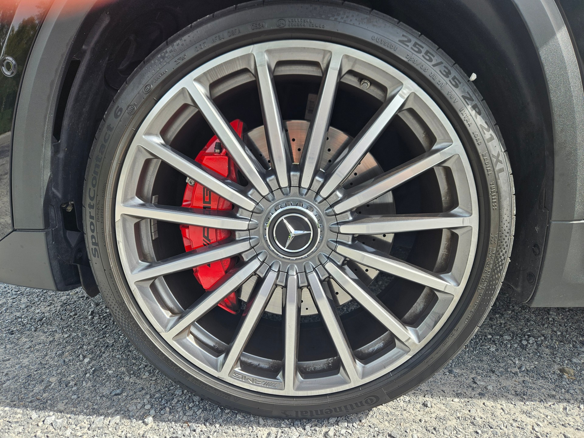 MERCEDES-BENZ GLA 45 S AMG 4matic+-image-3