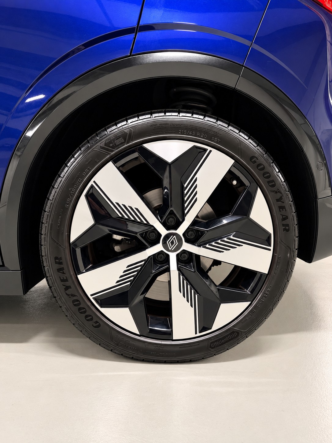 RENAULT Mégane E-TECH EV60 Techno-image-22