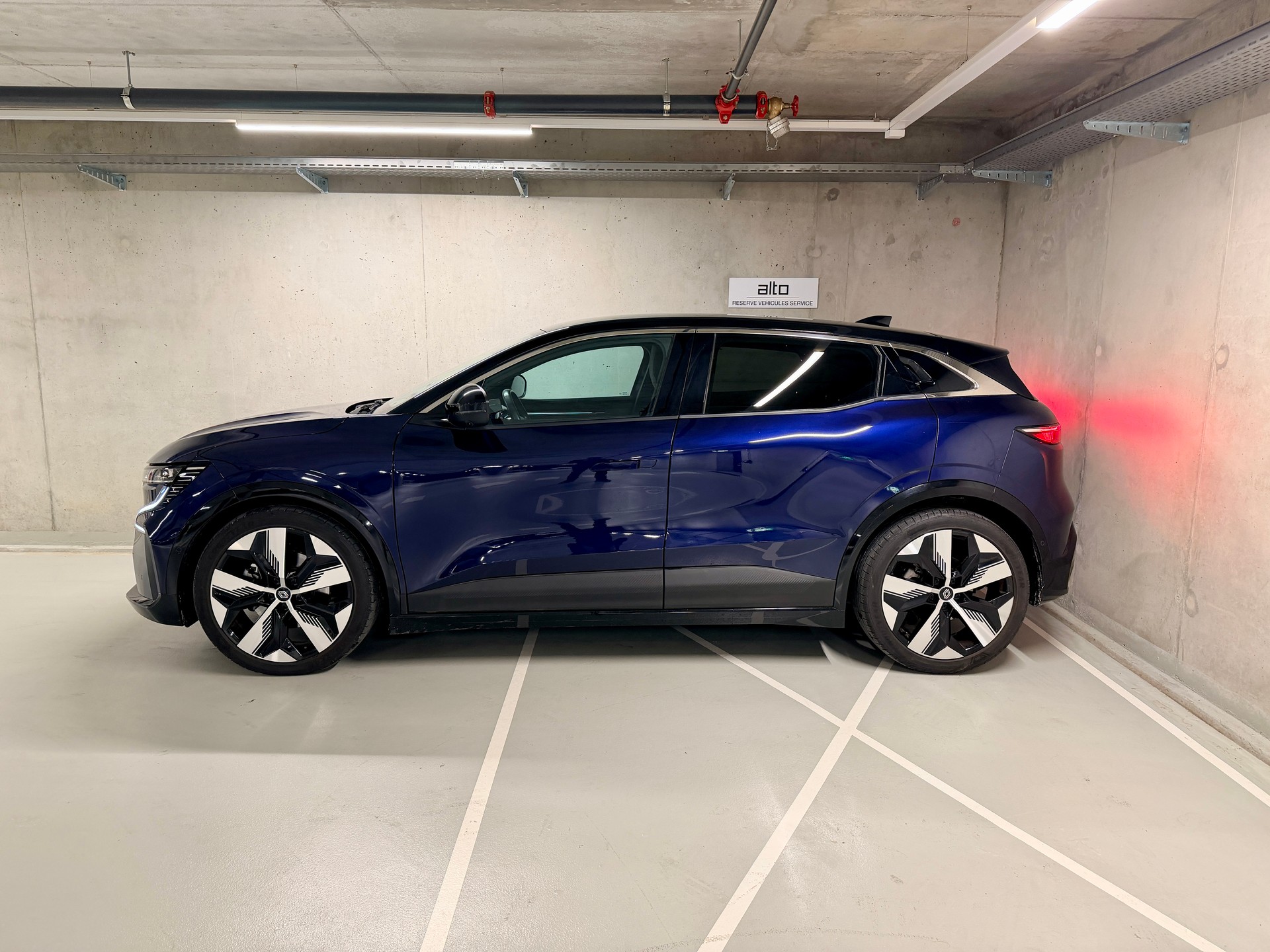 RENAULT Mégane E-TECH EV60 Techno-image-1