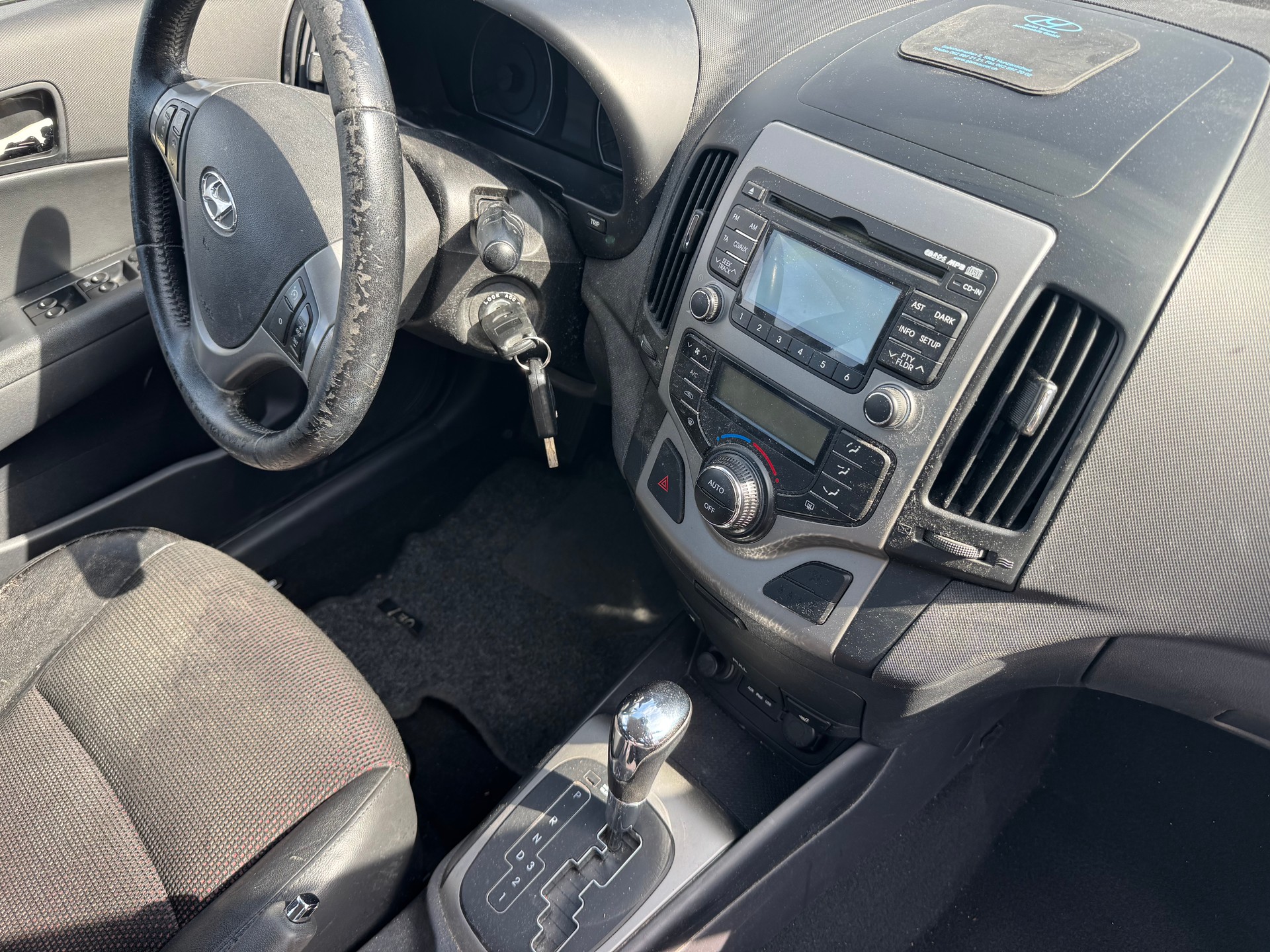 HYUNDAI i30 Wagon 2.0 Premium Automatic-image-10