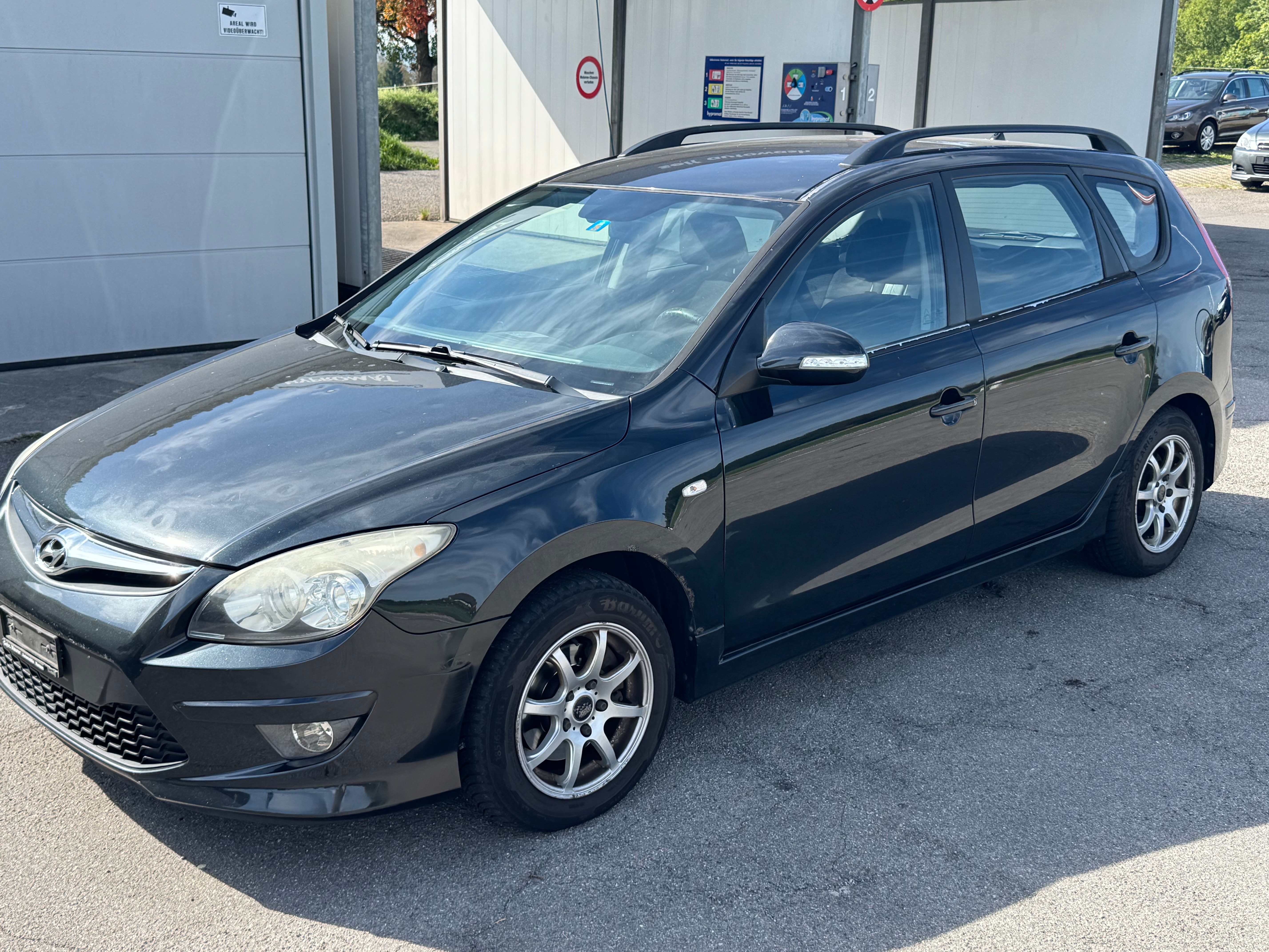 Car photo