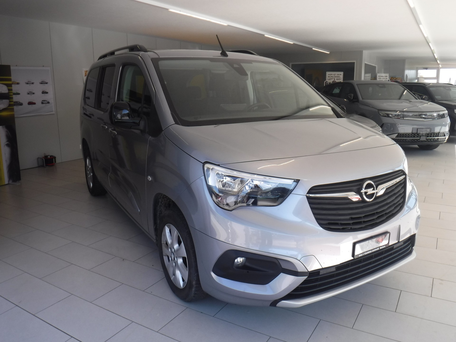 OPEL Combo Life XL 1.5 7 Plätze Ultimate Automat-image-0