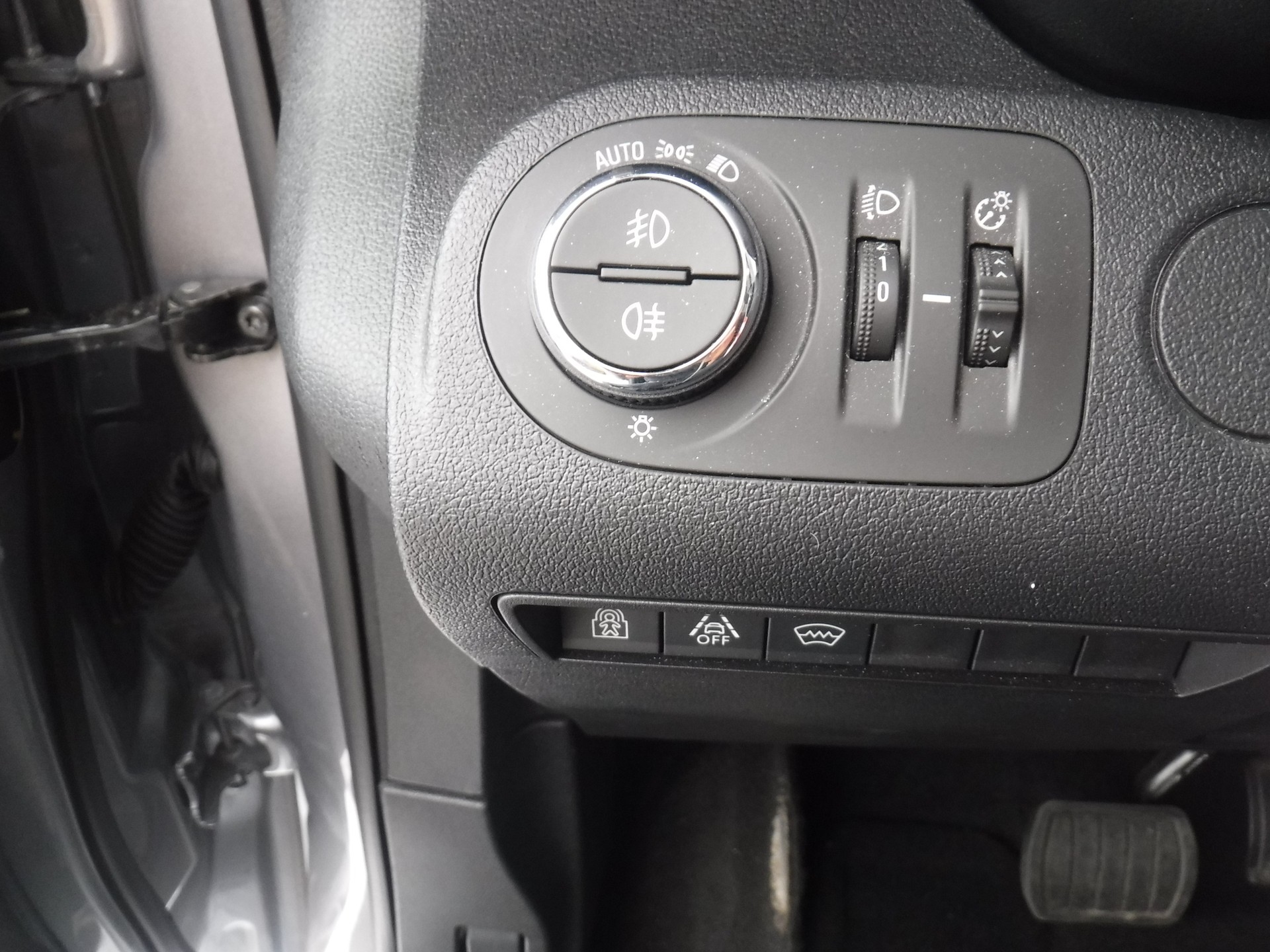 OPEL Combo Life XL 1.5 7 Plätze Ultimate Automat-image-7