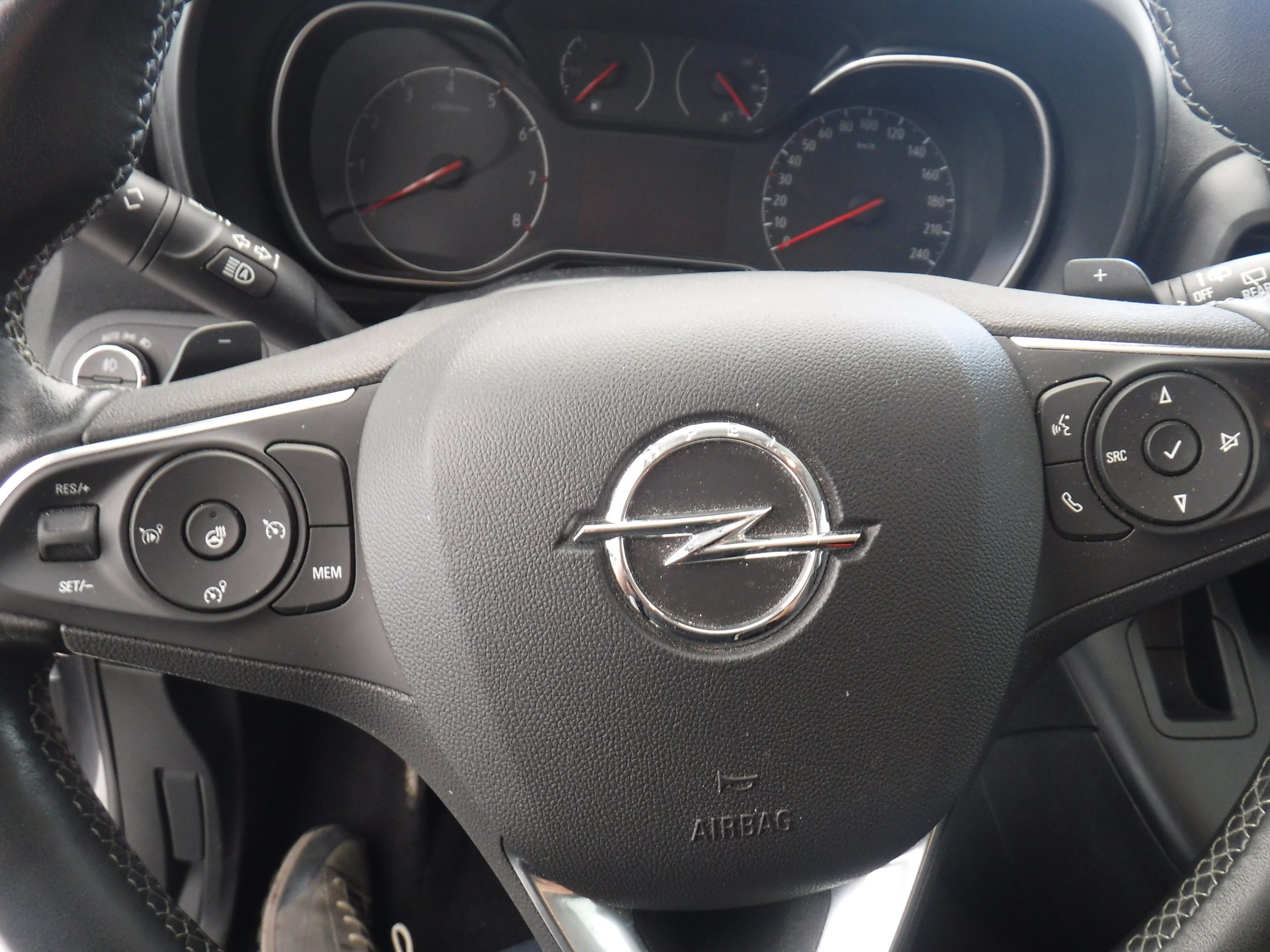 OPEL Combo Life XL 1.5 7 Plätze Ultimate Automat-image-6
