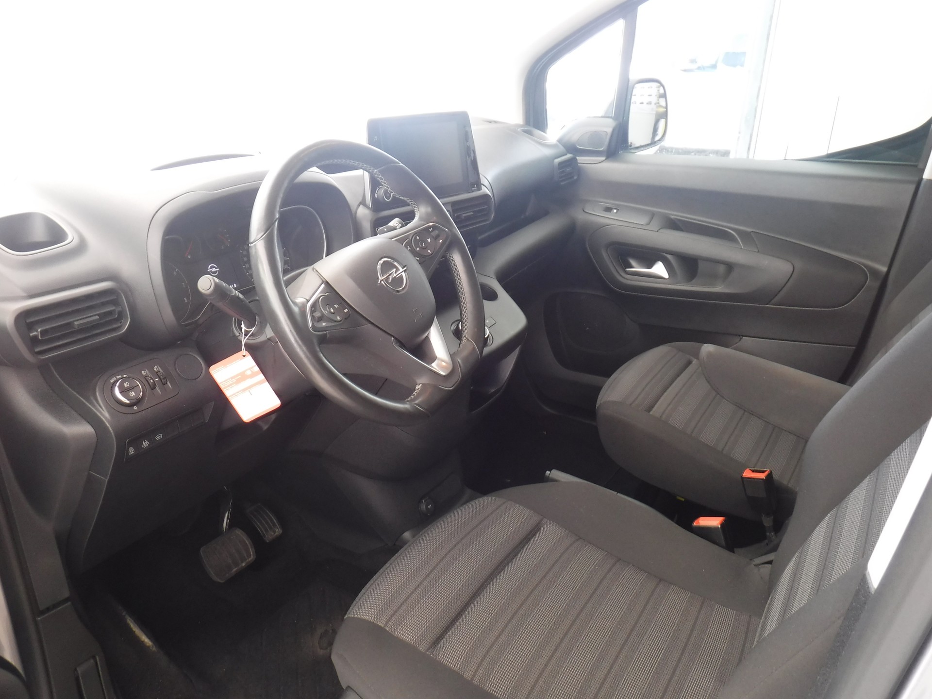 OPEL Combo Life XL 1.5 7 Plätze Ultimate Automat-image-4