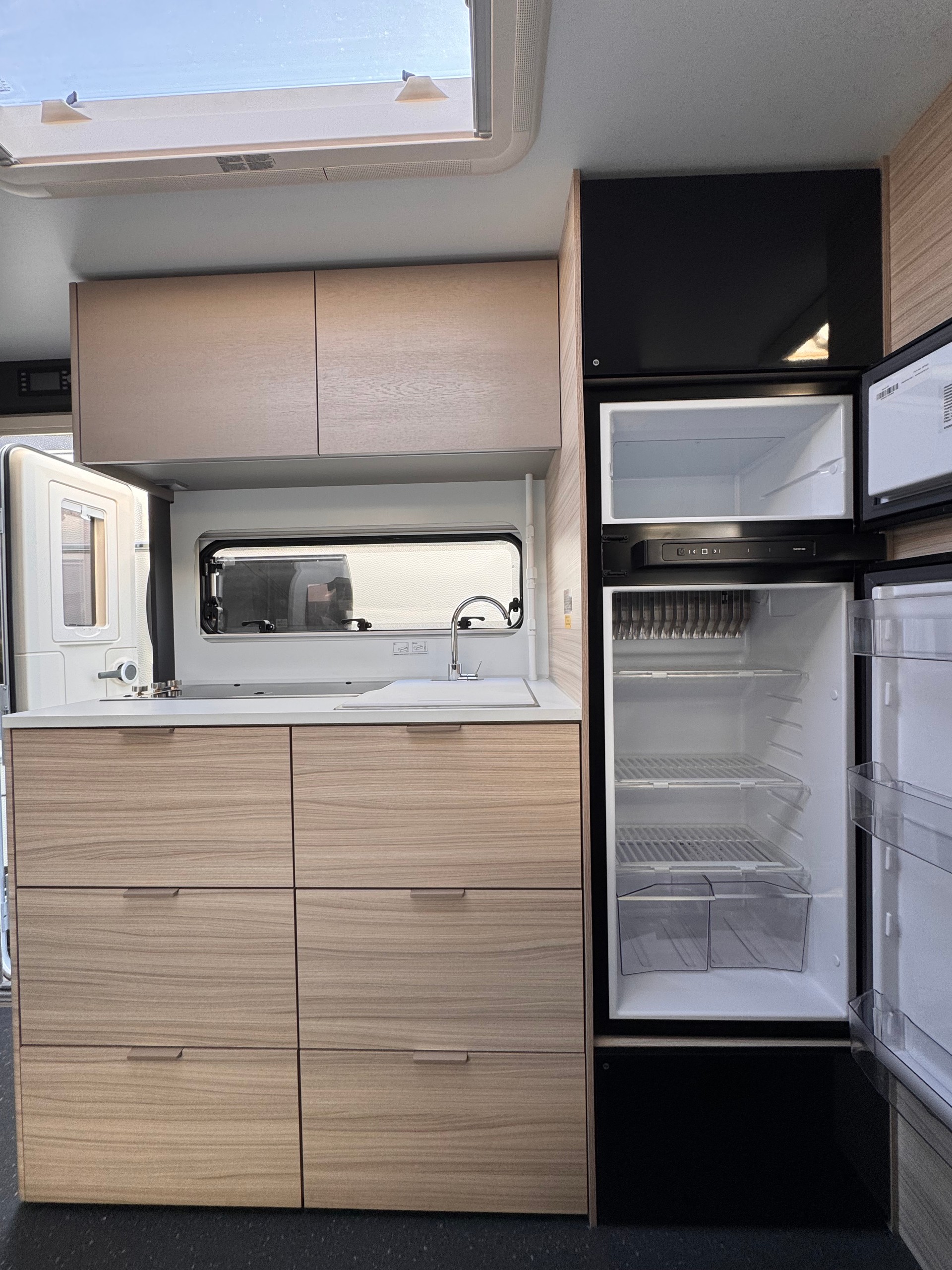 ADRIA 552 PK Swiss Edition-image-6