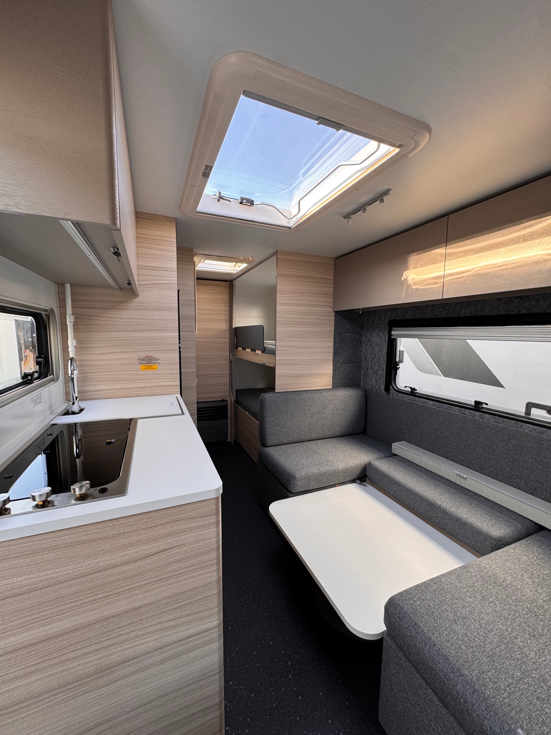 ADRIA 552 PK Swiss Edition-image-5