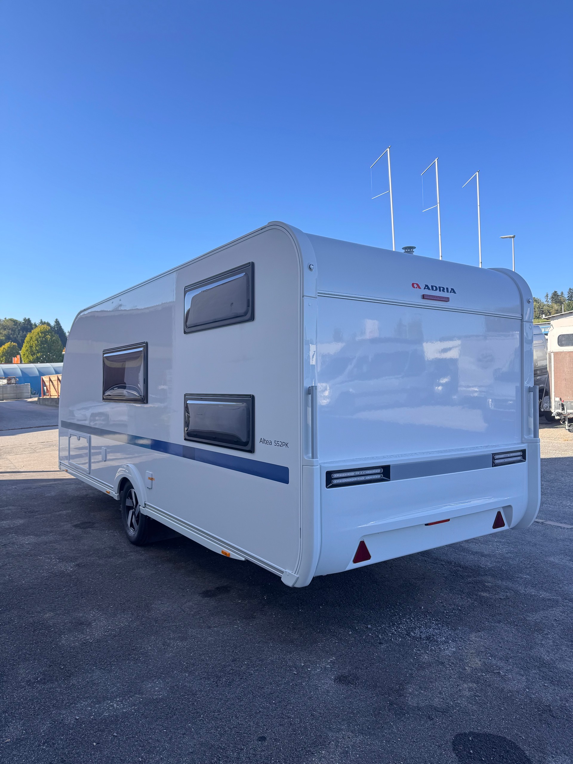 ADRIA 552 PK Swiss Edition-image-1