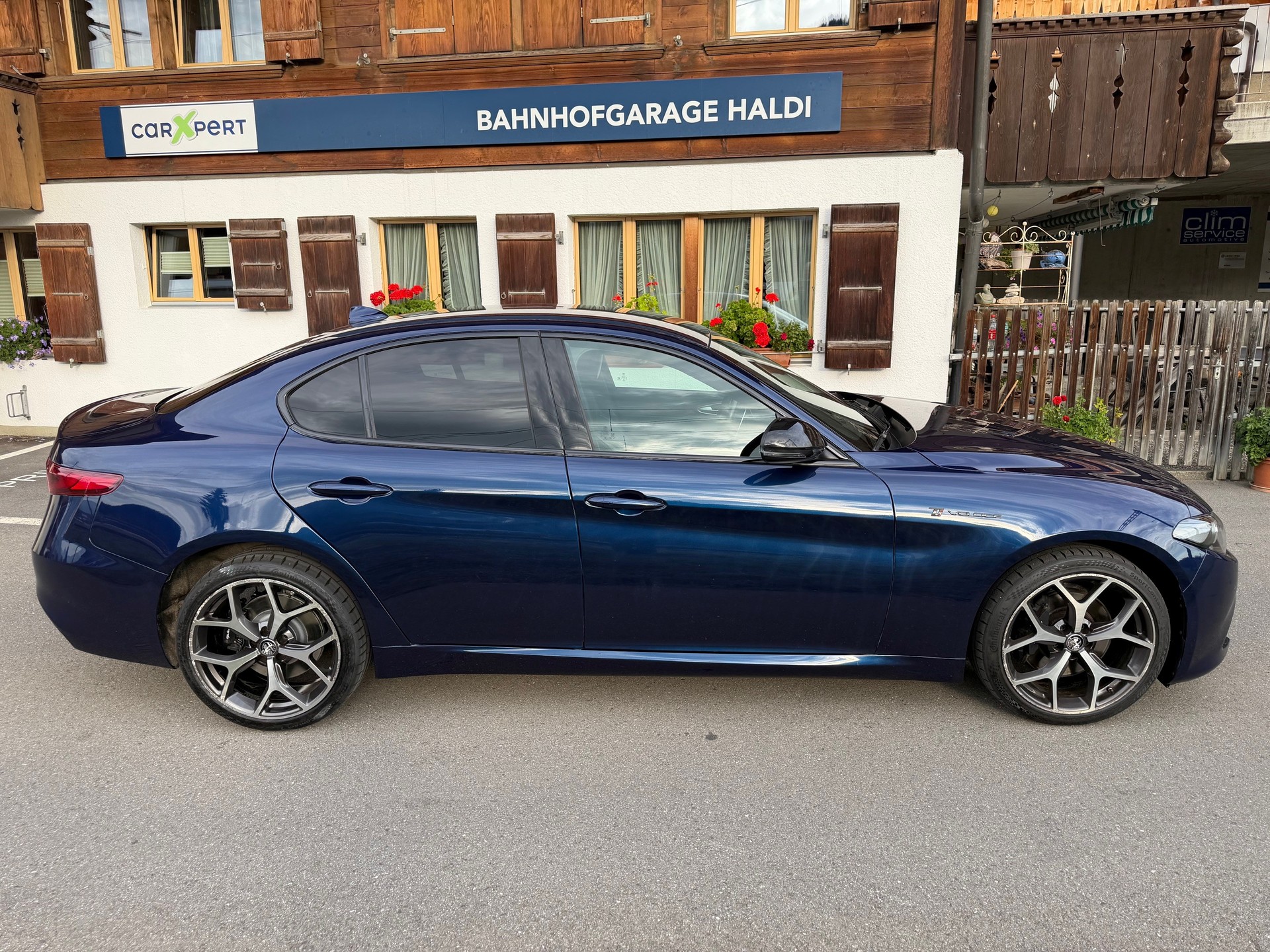 ALFA ROMEO Giulia 2.0 Veloce TI Q4 Automatic-image-7
