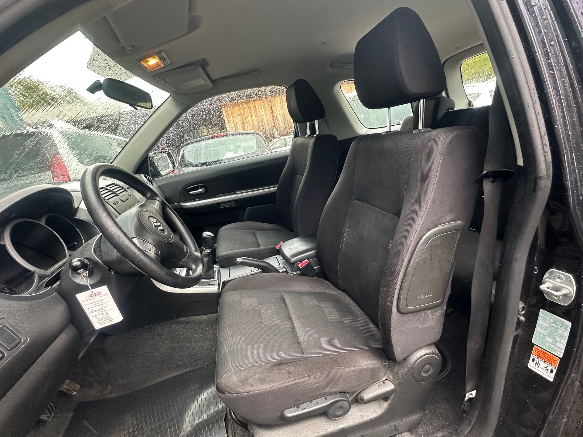 SUZUKI Grand Vitara 2.4 16V GL Top-image-8