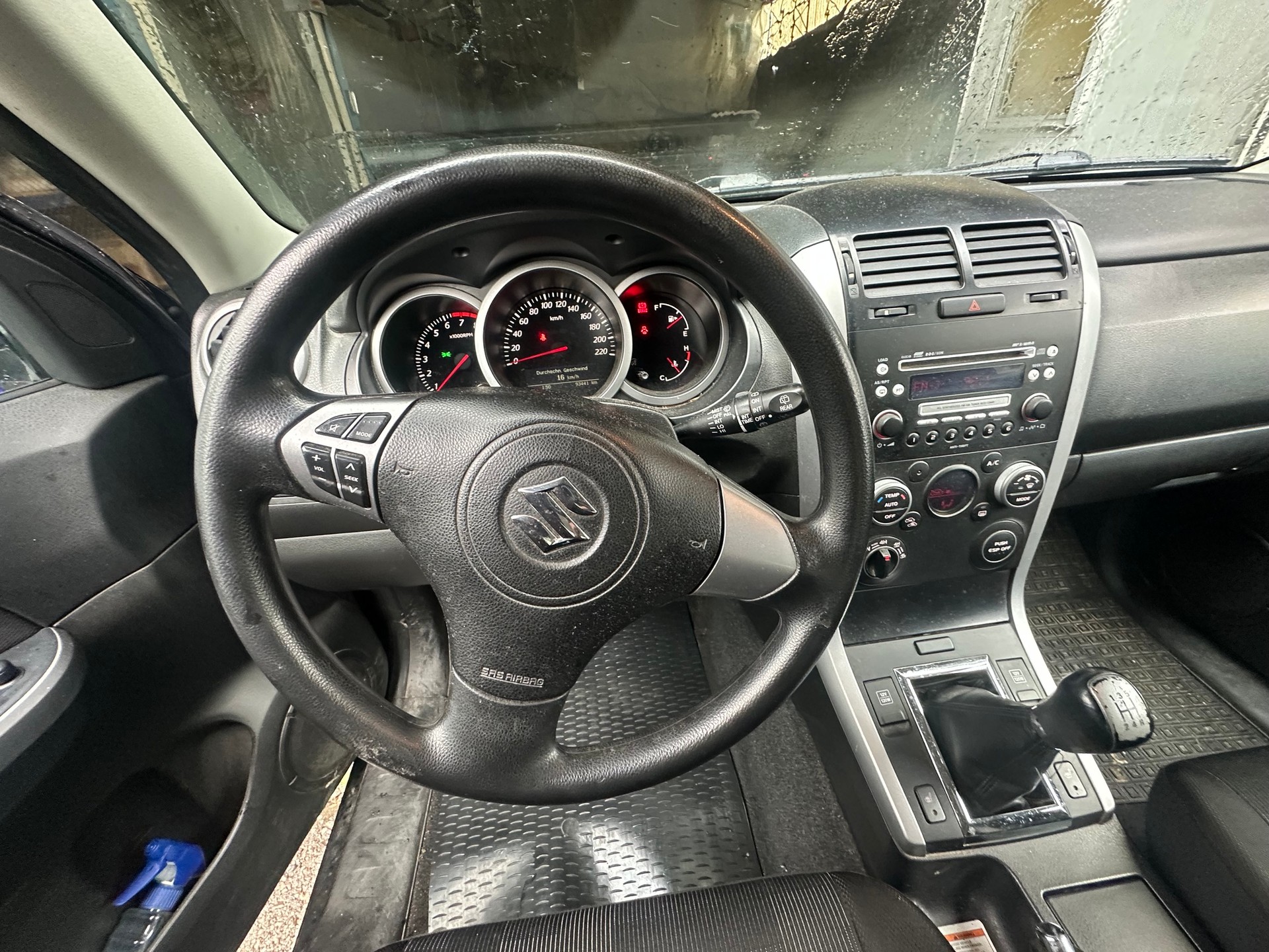SUZUKI Grand Vitara 2.4 16V GL Top-image-10