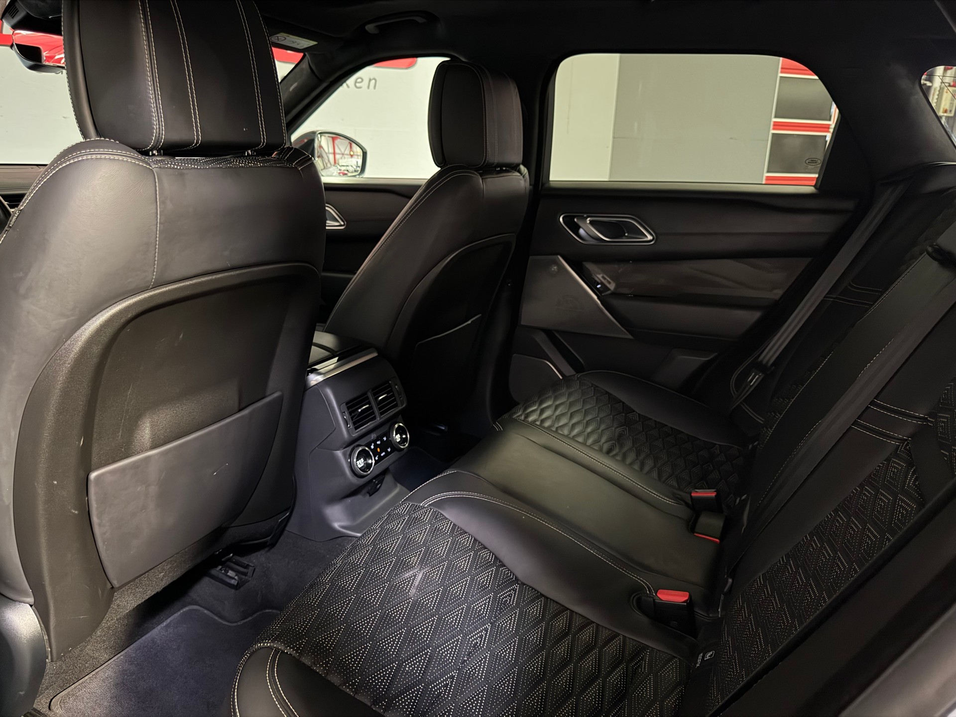 LAND ROVER Range Rover Velar SV Autobiography Dyn. Edition A.-image-19