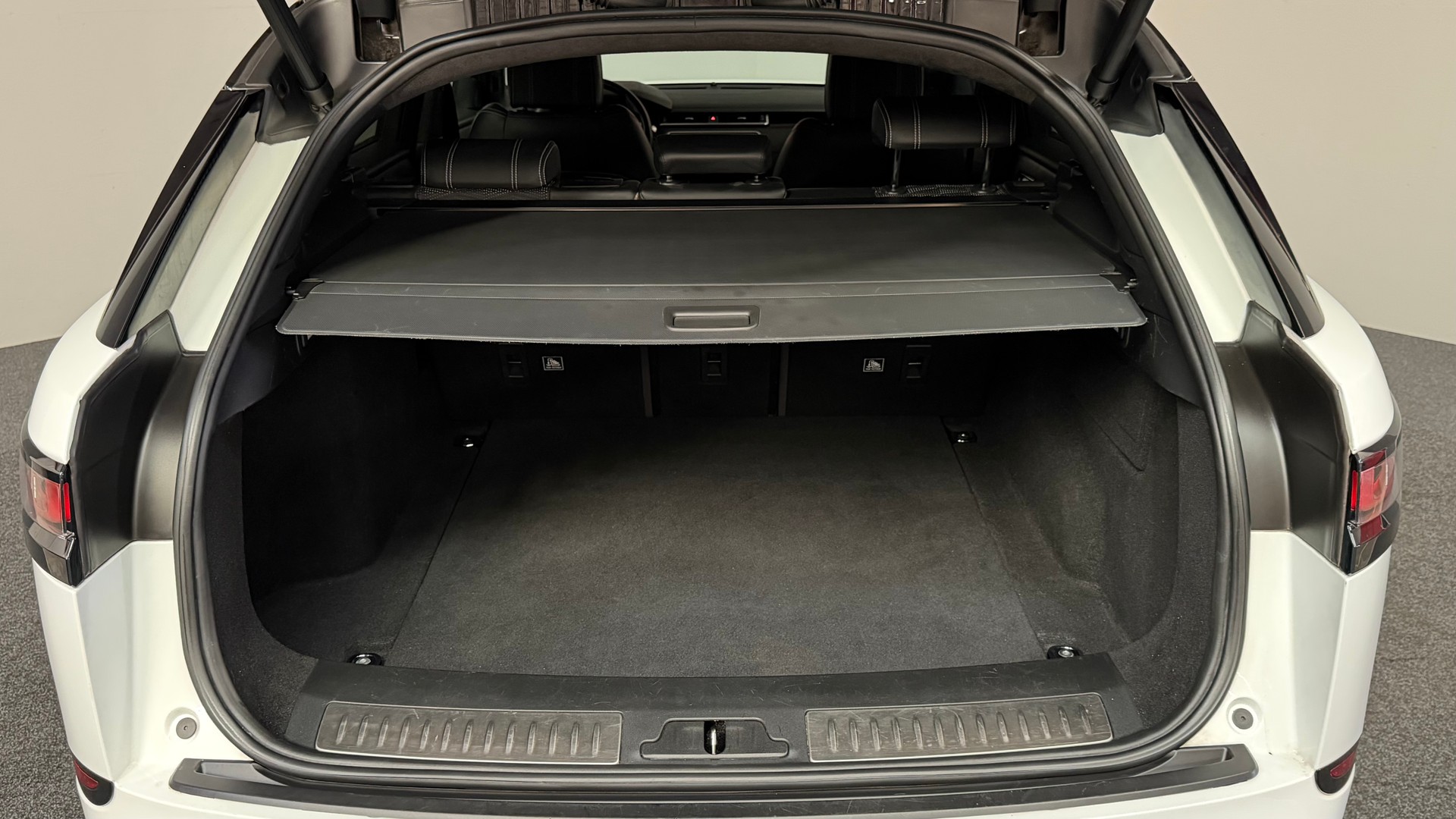 LAND ROVER Range Rover Velar SV Autobiography Dyn. Edition A.-image-12