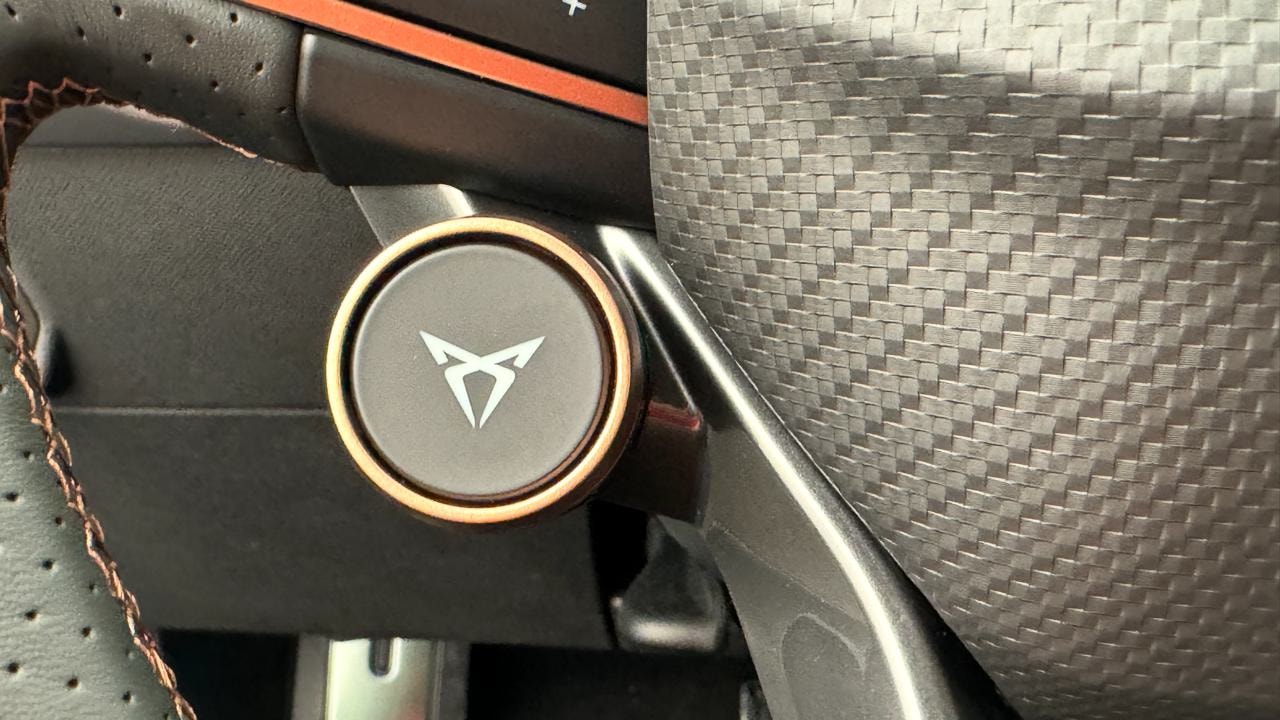 CUPRA Formentor 2.0TSI VZ Black Edtion-image-9