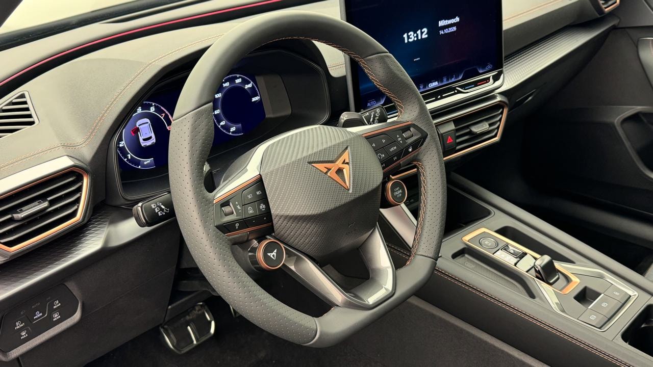 CUPRA Formentor 2.0TSI VZ Black Edtion-image-6