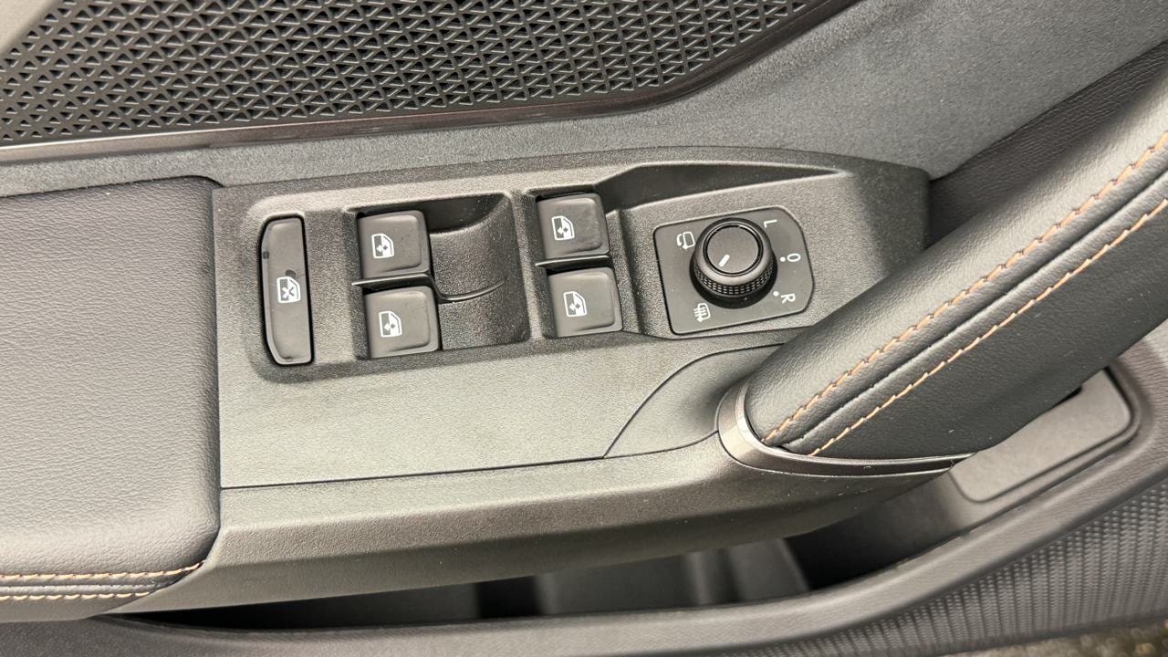 CUPRA Formentor 2.0TSI VZ Black Edtion-image-8