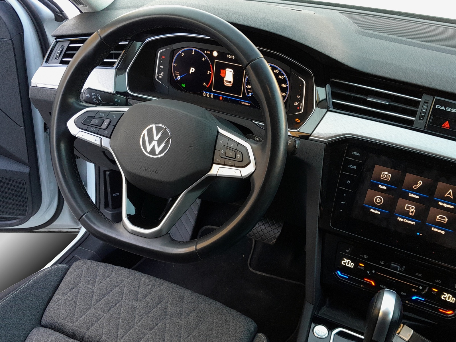 VW Passat 2.0 TDI BMT Business DSG-image-8