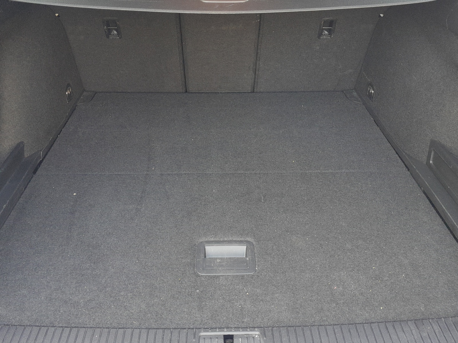 VW Passat 2.0 TDI BMT Business DSG-image-12