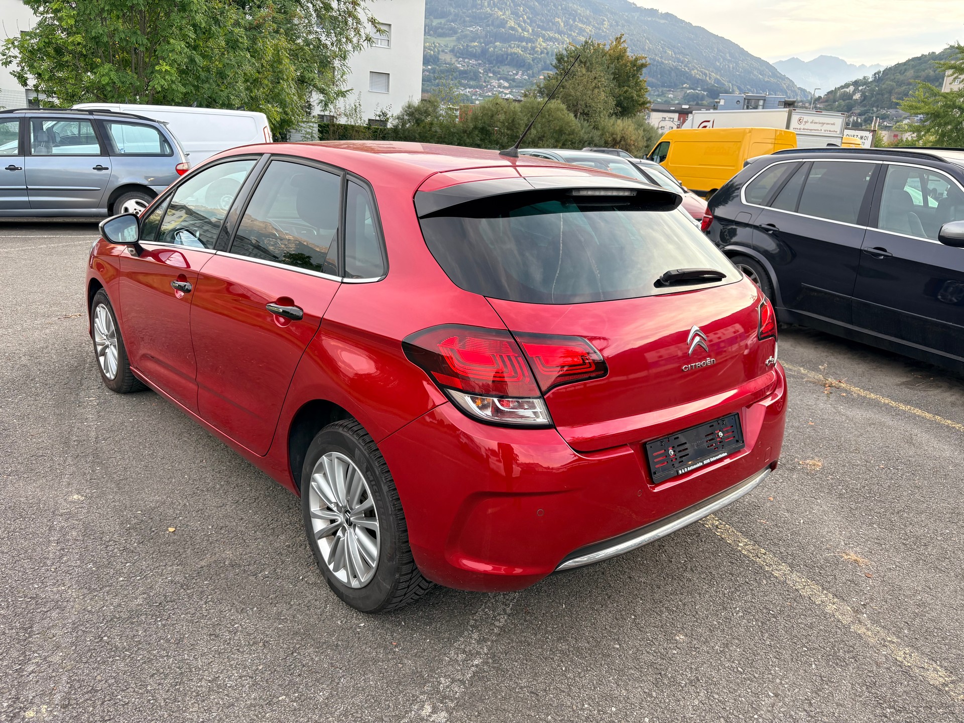 CITROEN C4 1.2 Pure Tech Shine Automatic-image-3