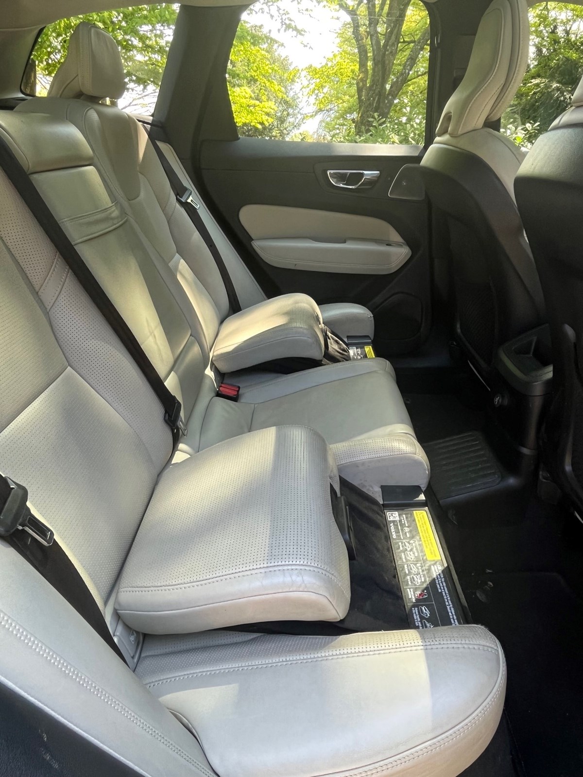 VOLVO XC60 T8 eAWD Inscription Geartronic-image-3