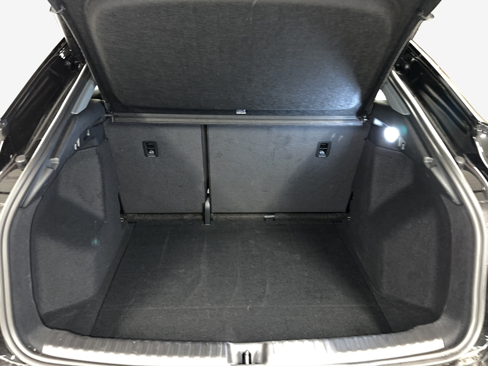 AUDI Q4 Sportback e-tron 50 quattro-image-5