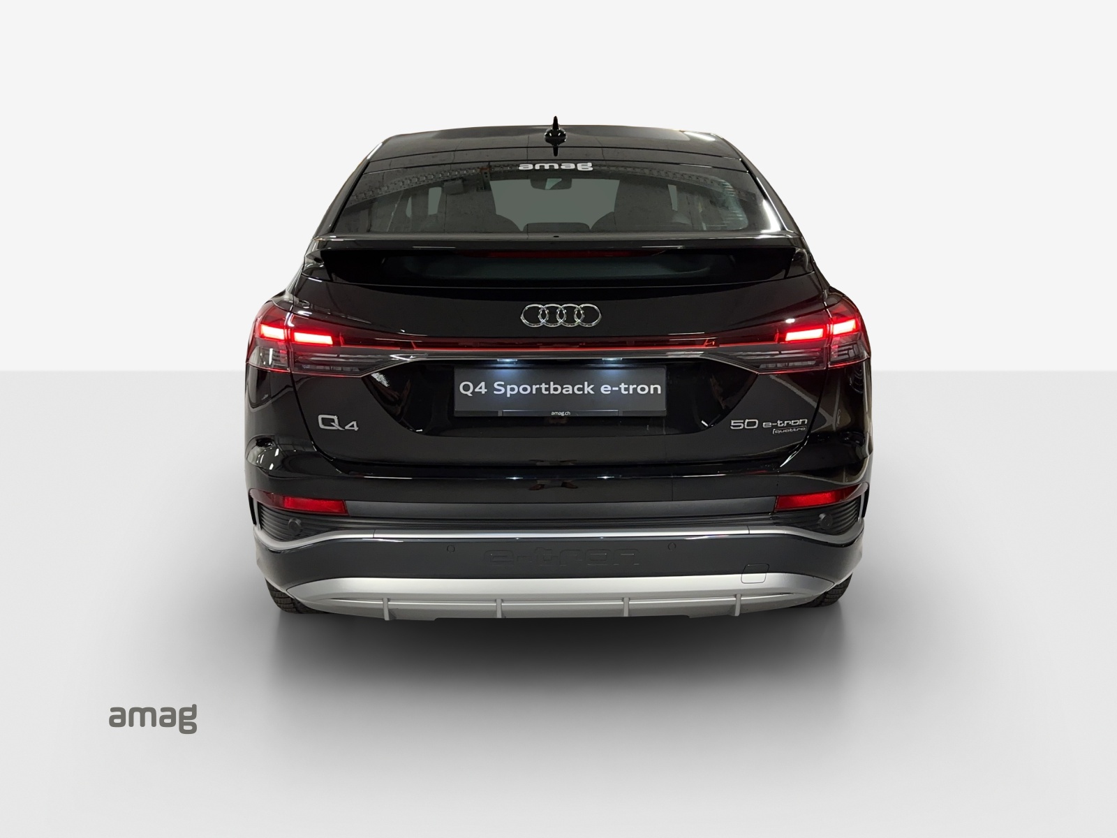 AUDI Q4 Sportback e-tron 50 quattro-image-4