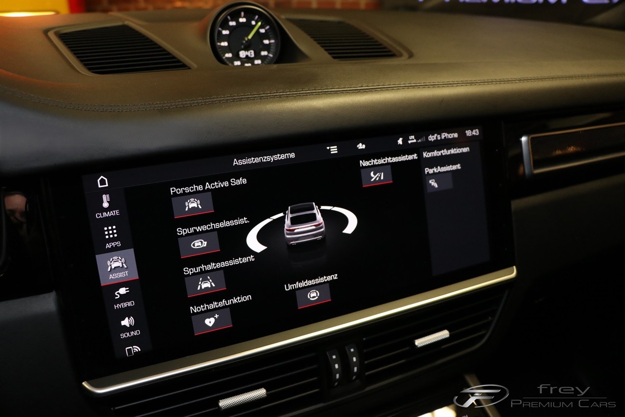 PORSCHE Cayenne Turbo Coupé S E-Hybrid-image-22
