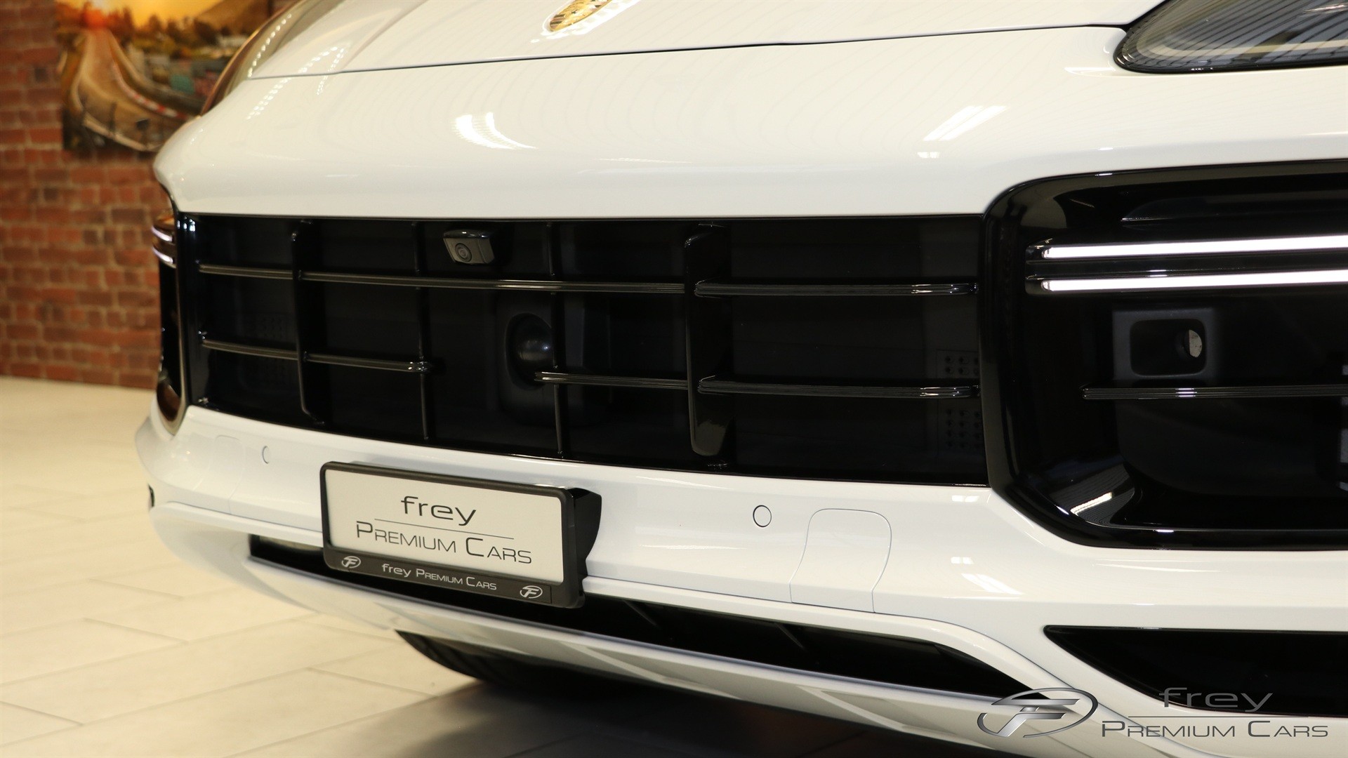 PORSCHE Cayenne Turbo Coupé S E-Hybrid-showroom-element-3