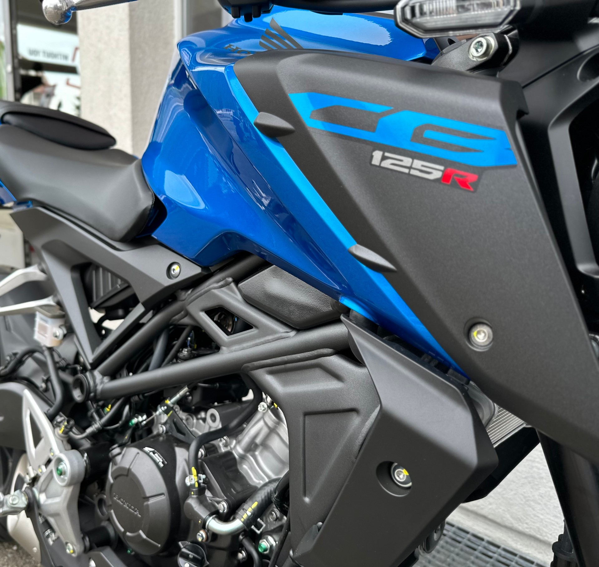 HONDA CB 125 R-image-5