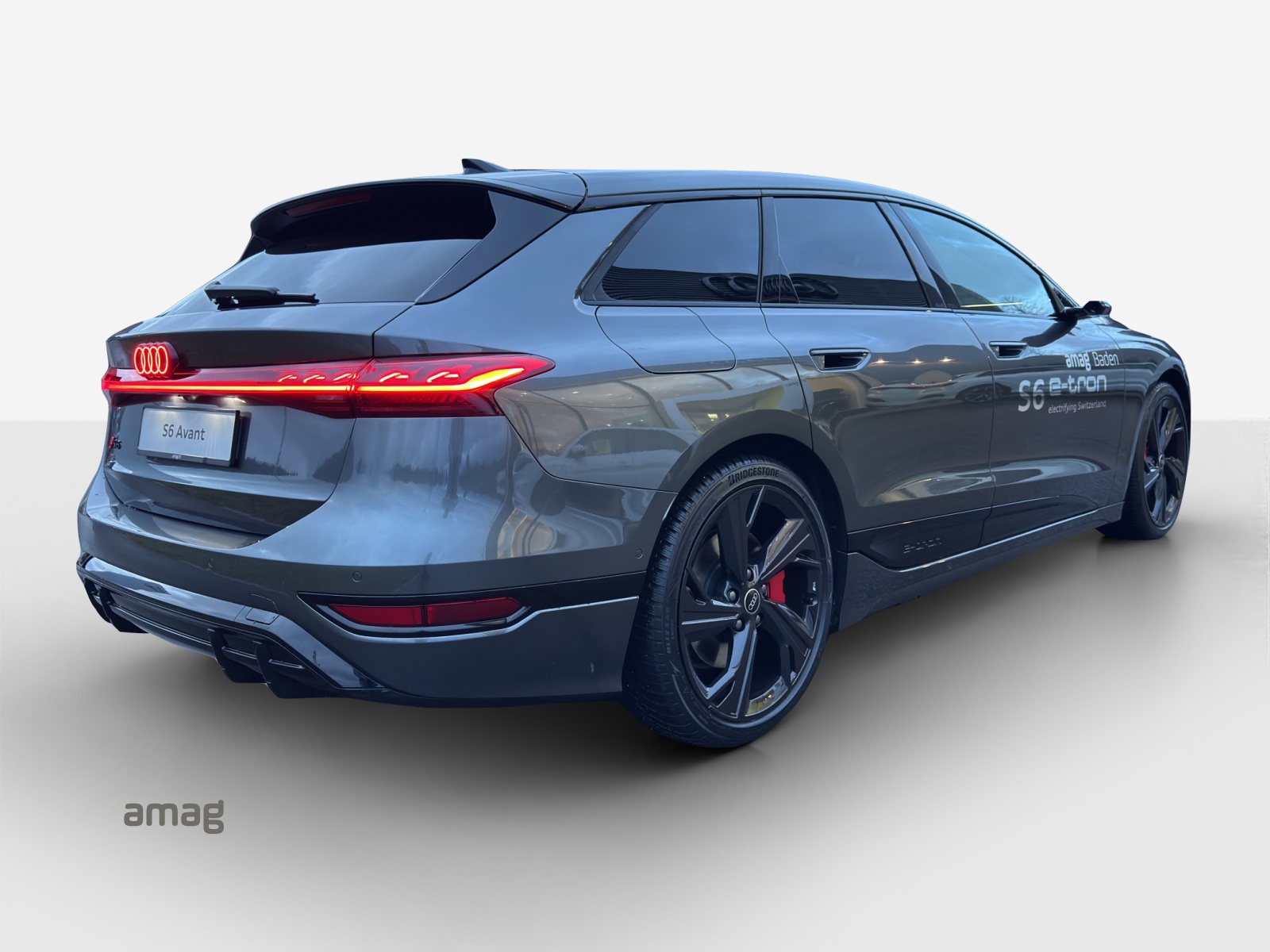 AUDI S6 Avant e-tron quattro-image-4
