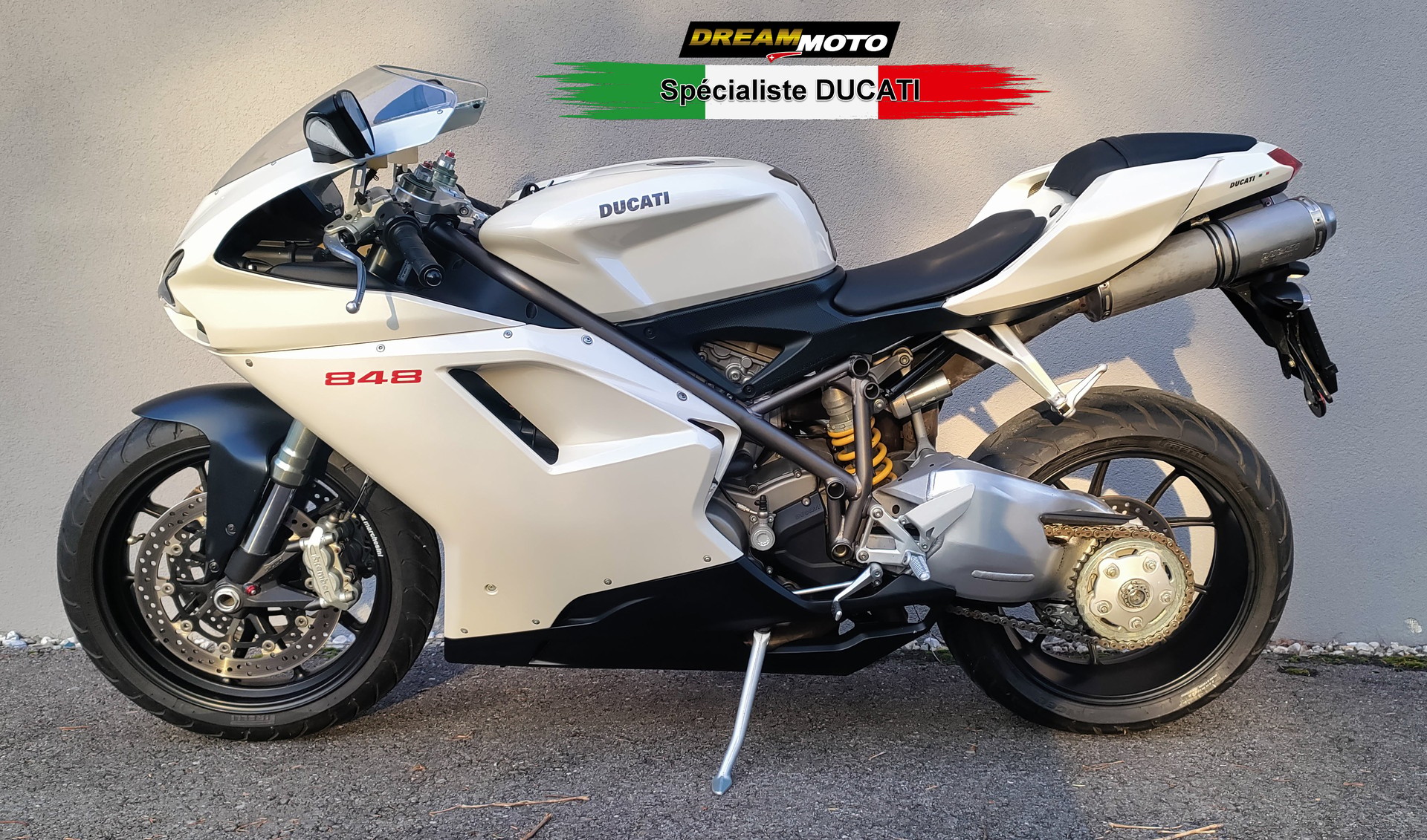 DUCATI 848 Superbike-showroom-element-3